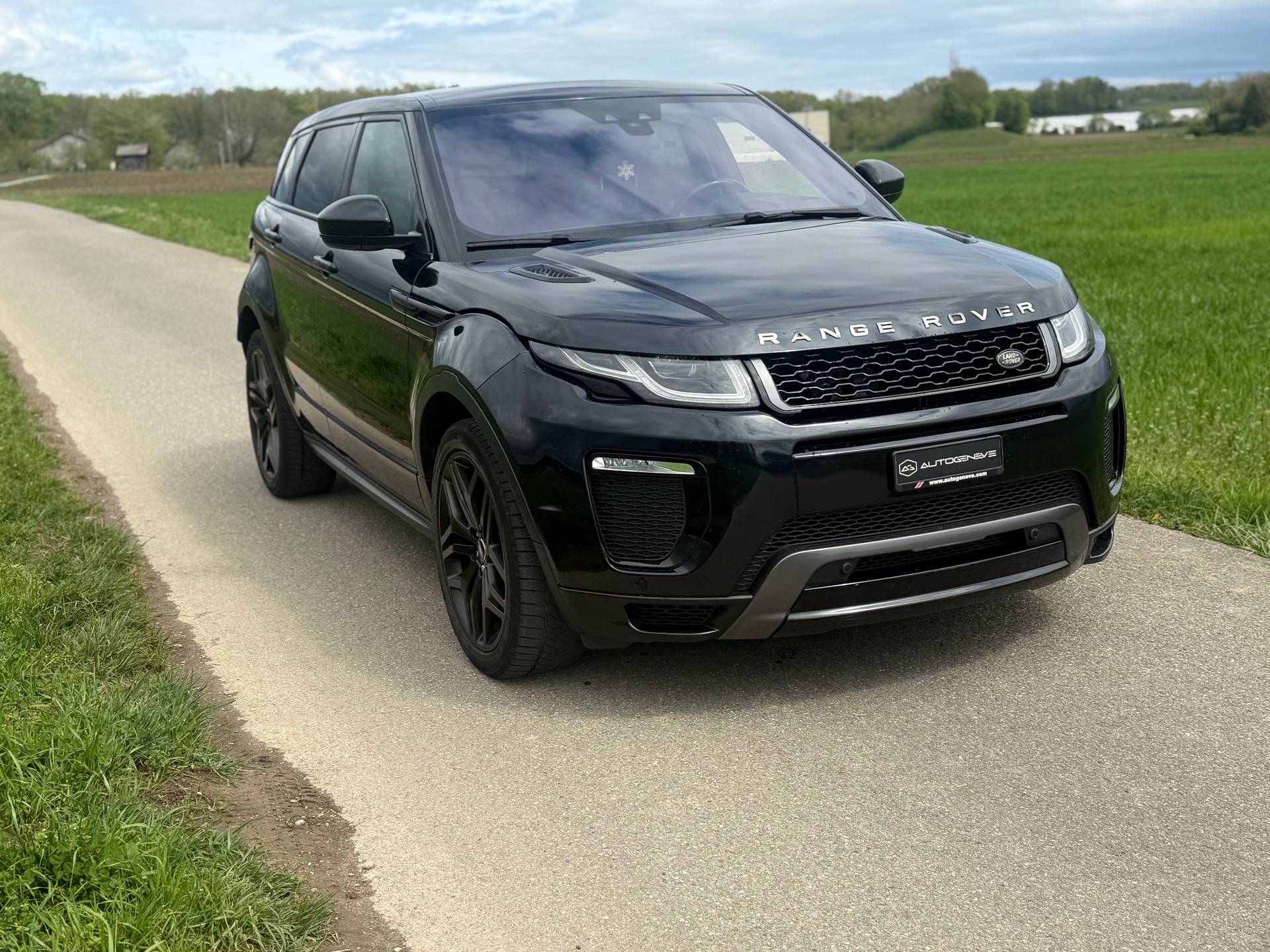 LAND ROVER Range Rover Evoque 2.0 TD4 HSE Dynamic AT9-image-4