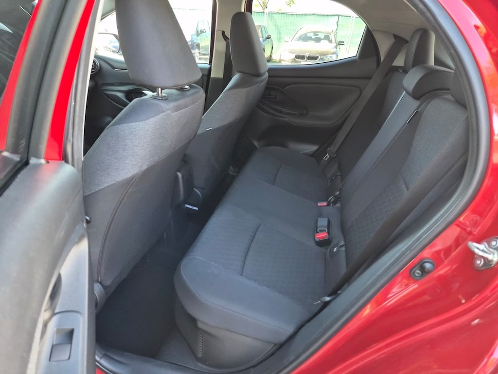 TOYOTA Yaris 1.5 Trend e-CVT-image-8