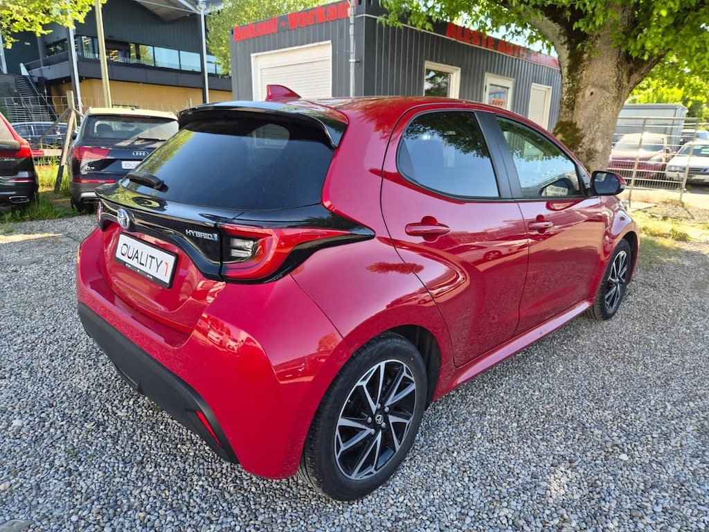 TOYOTA Yaris 1.5 Trend e-CVT-image-5