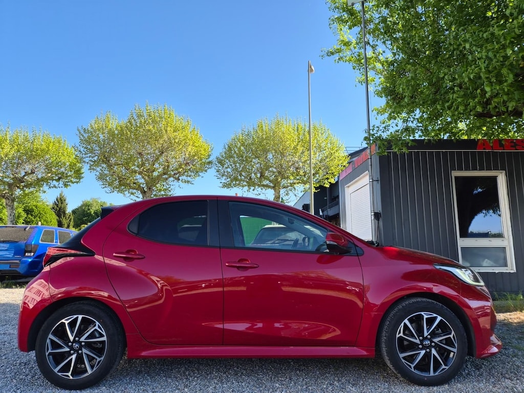 TOYOTA Yaris 1.5 Trend e-CVT-image-6