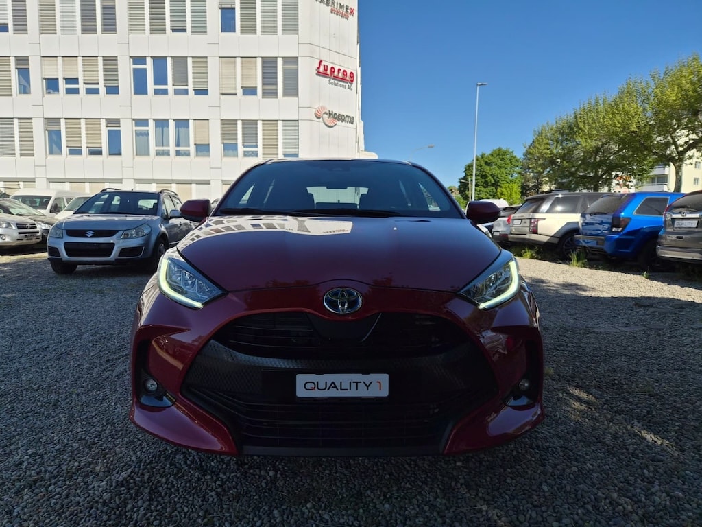 TOYOTA Yaris 1.5 Trend e-CVT-image-1