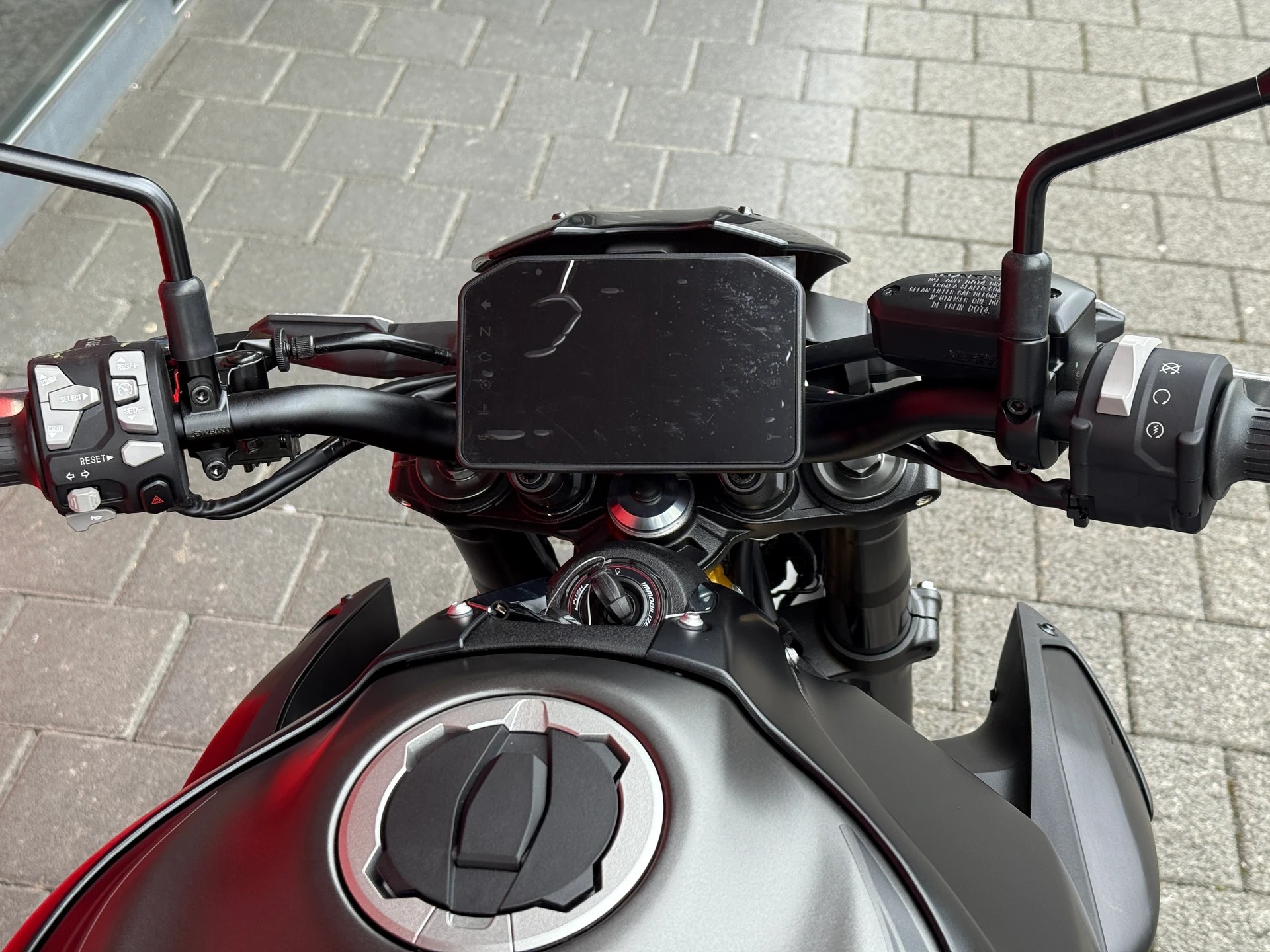 KAWASAKI Z 900 (70kW)-image-8