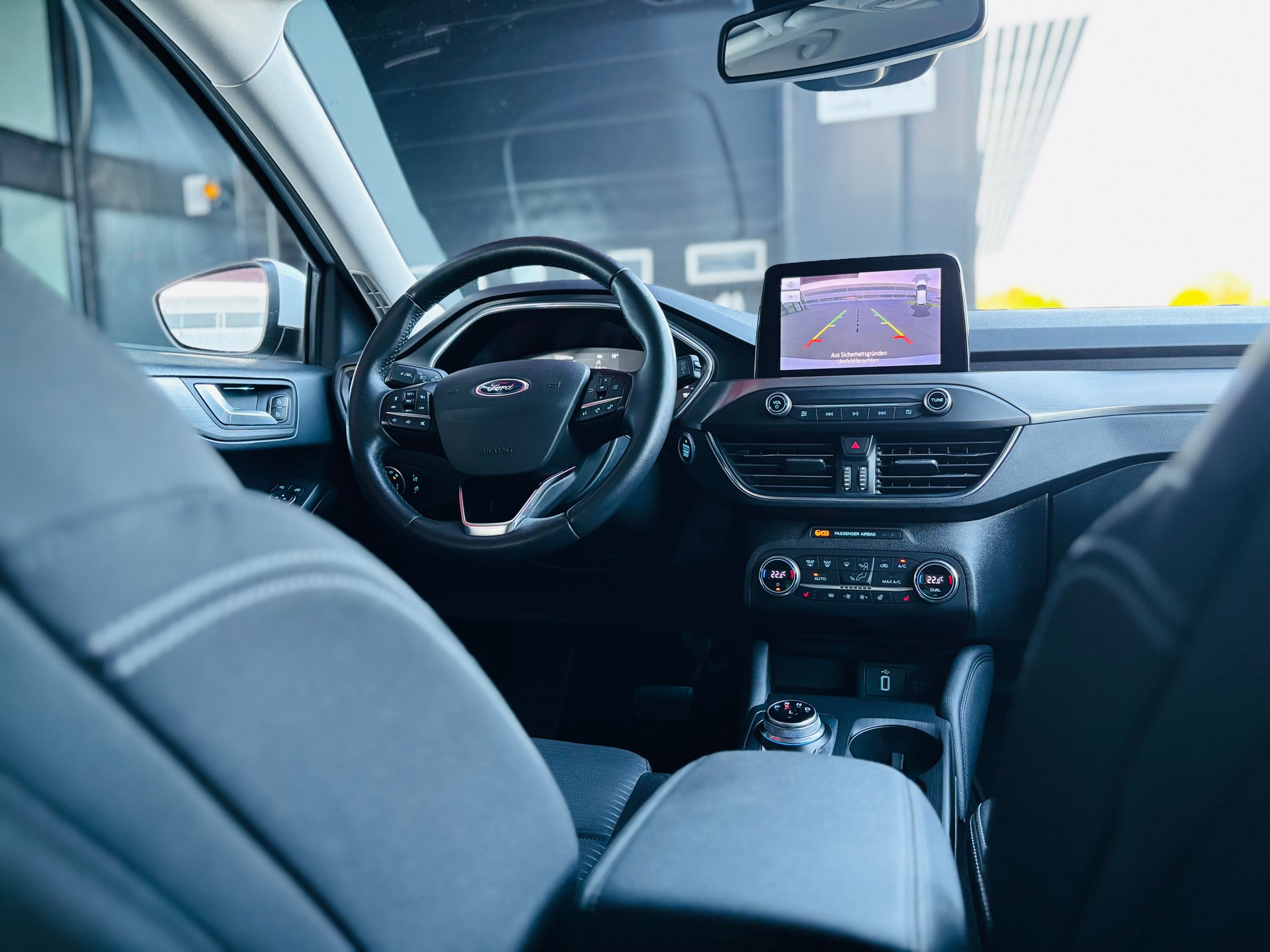 FORD Focus 2.0 TDCi Titanium Automatic-image-15