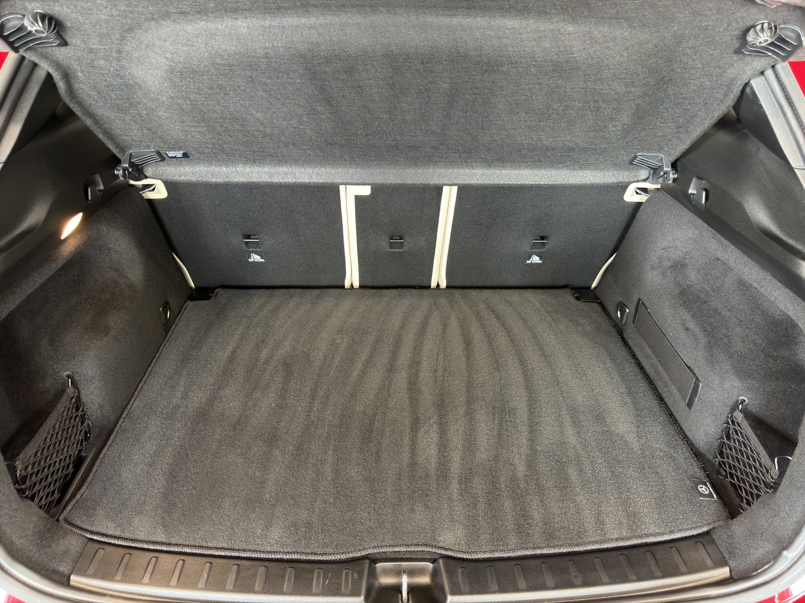 MERCEDES-BENZ GLA 200 4MATIC-image-19