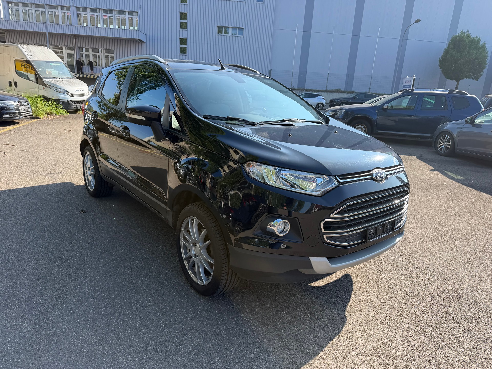 FORD EcoSport 1.0 SCTi Titanium-image-2