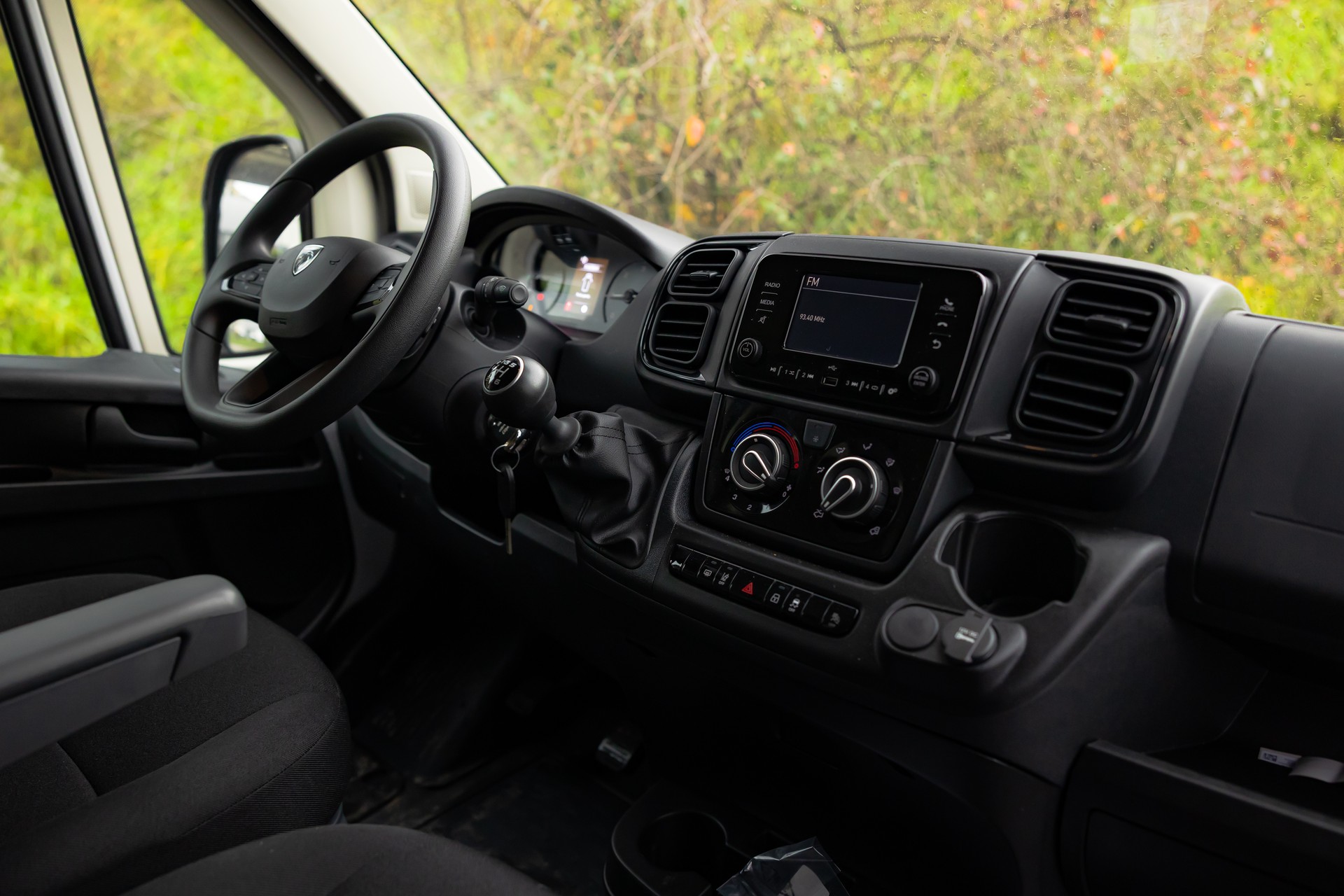 PEUGEOT Boxer 2.2 HDI L2H2 335-image-11
