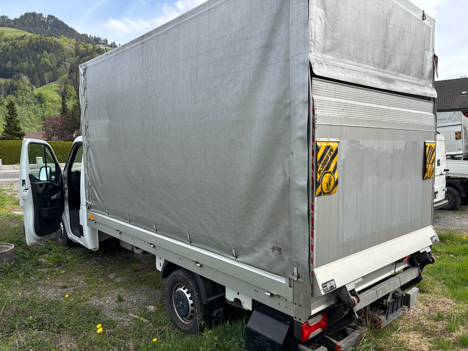 NISSAN NV400 R35.13 L4H1 RWD Pro-image-5