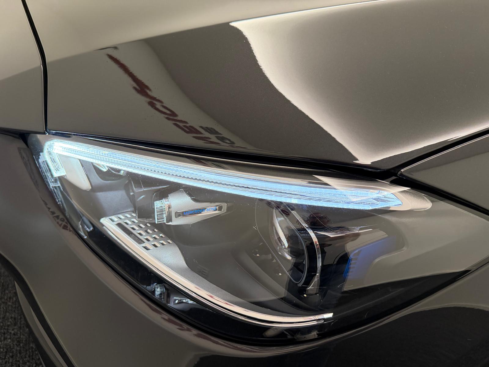 MERCEDES-BENZ C 220 d T 4 Matic-image-8