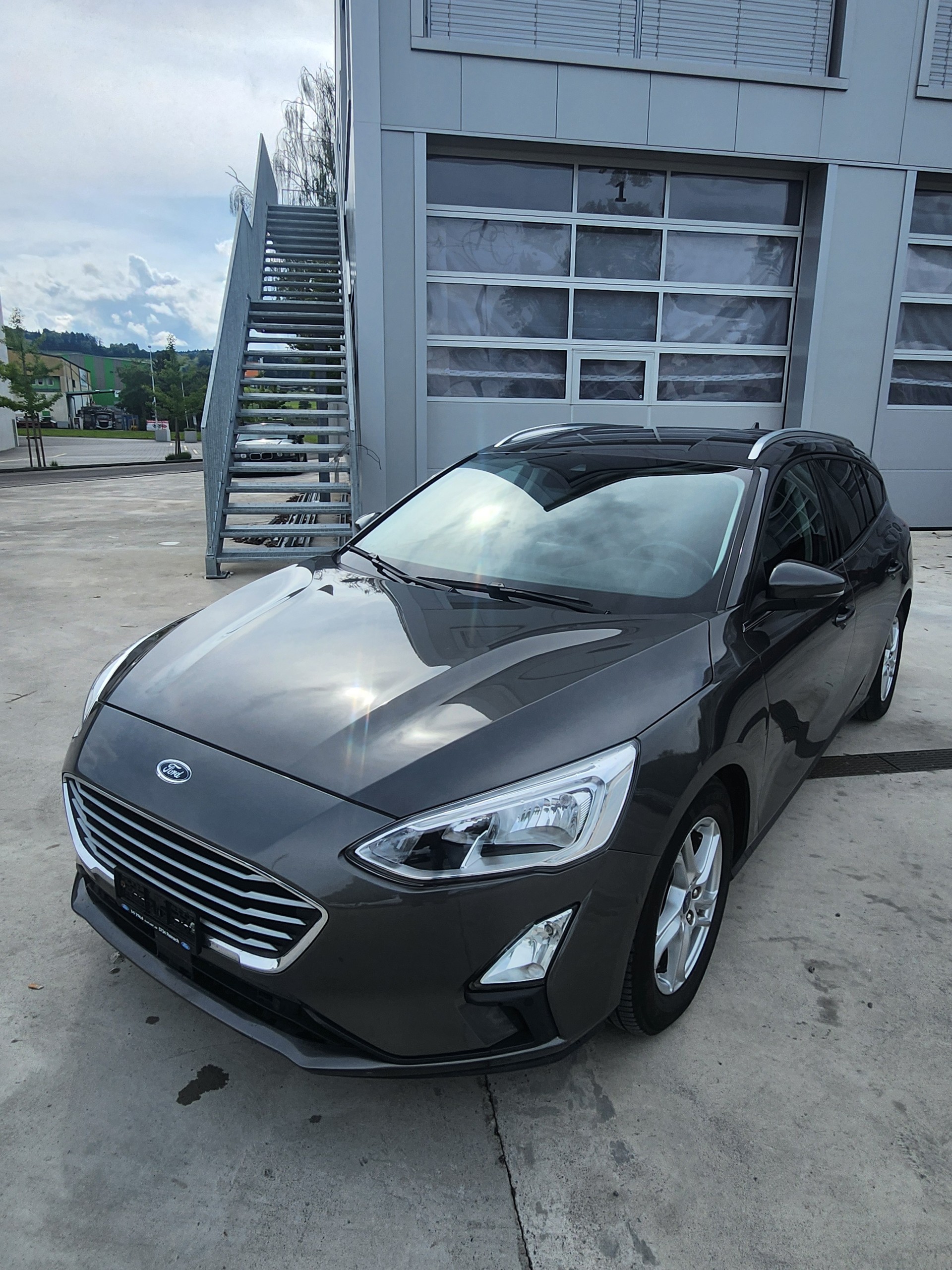 FORD Focus 1.0 SCTi Business Automatic-image-4
