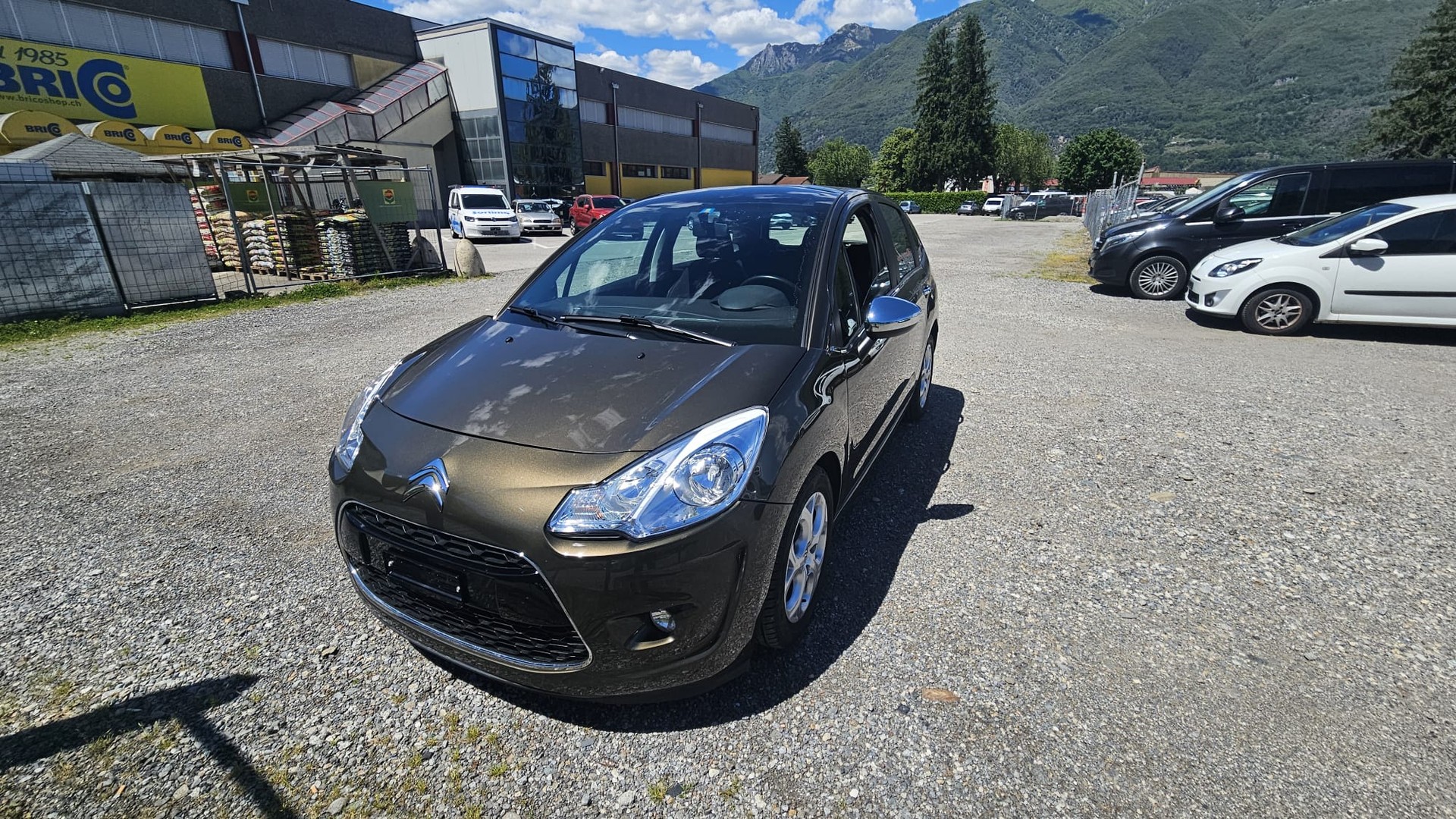 CITROEN C3 1.6 16V e-HDi Swiss Style-image-1