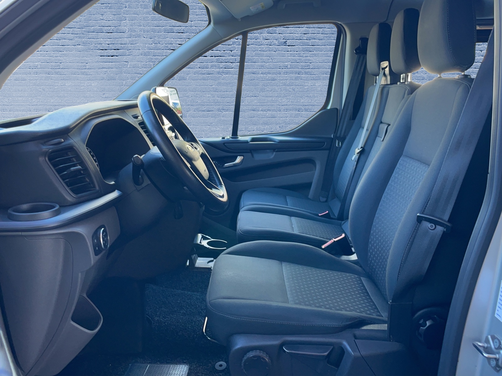 FORD Transit C Kombi 320 L1 2.0 TDCi 130 Trend-image-10