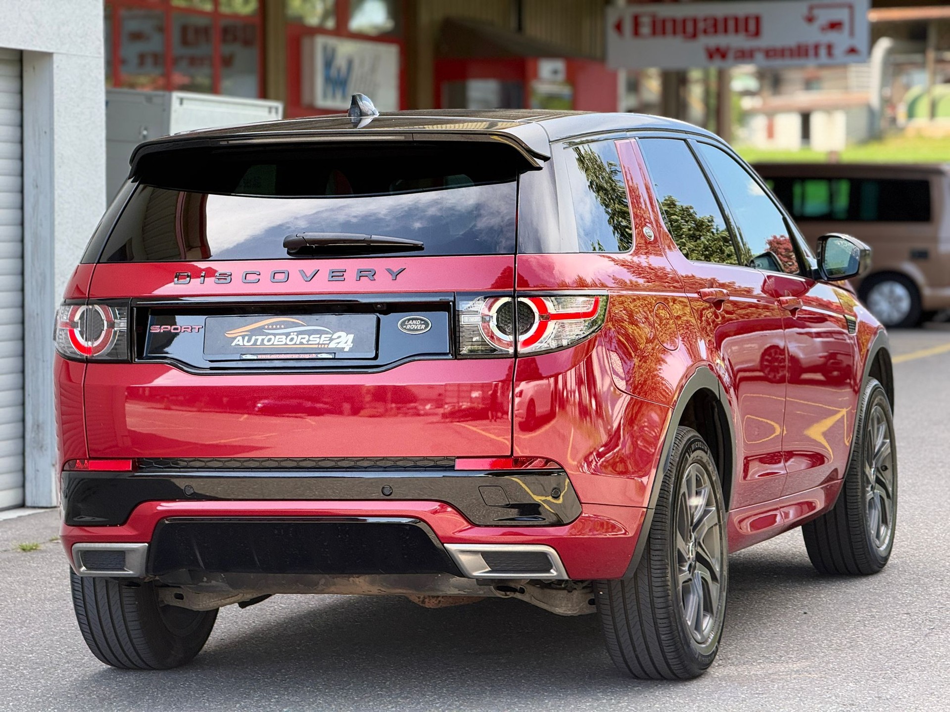 LAND ROVER Discovery Sport 2.0 Si4 290 Dynamic-image-4
