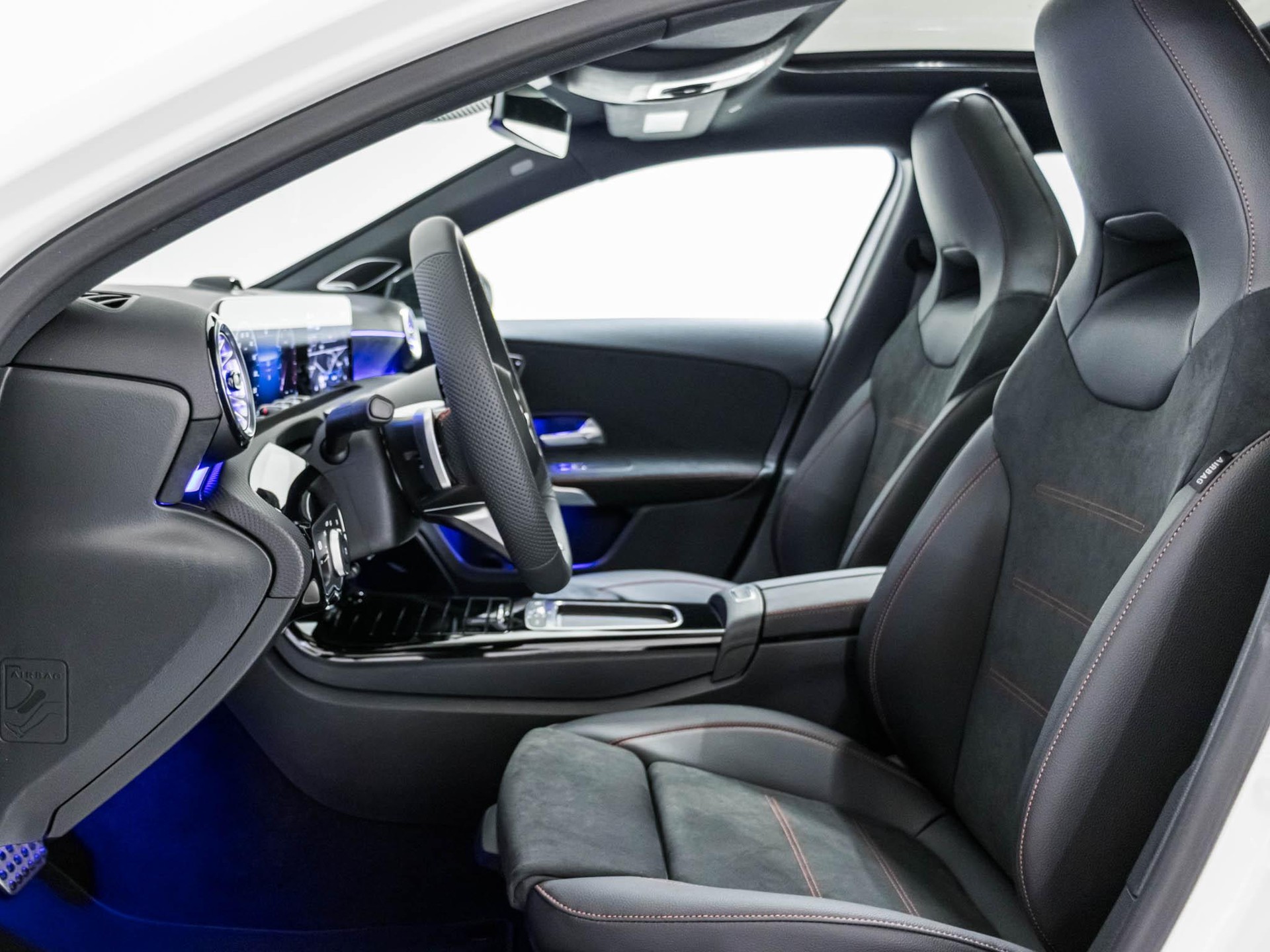 MERCEDES-BENZ A 200 Night Star-image-6