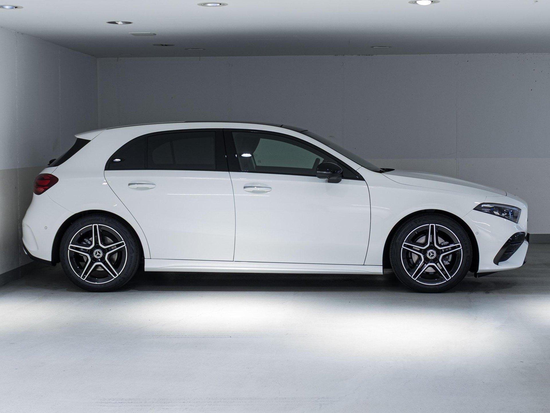 MERCEDES-BENZ A 200 Night Star-image-1