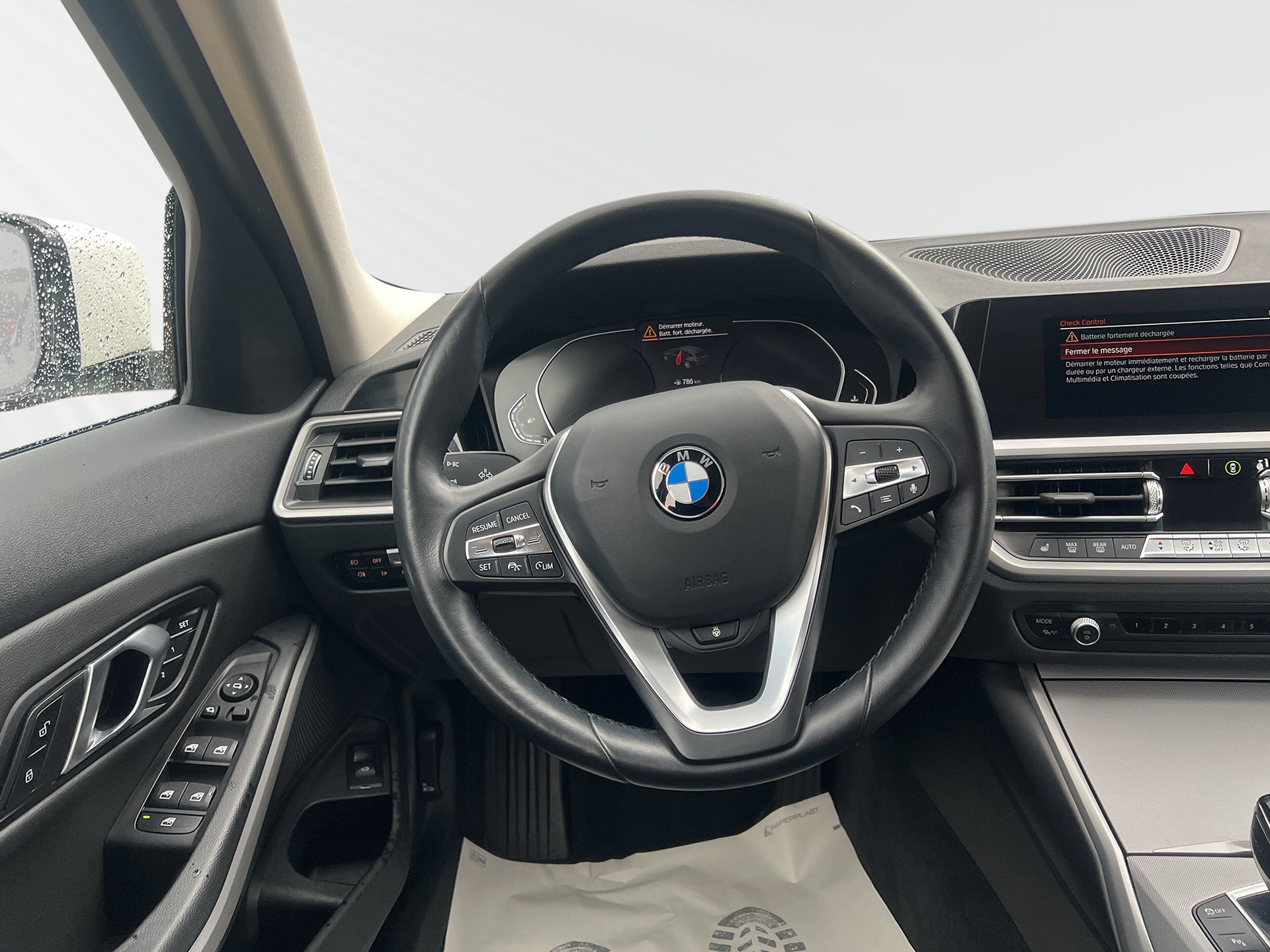 BMW 318i Touring Steptronic-image-4