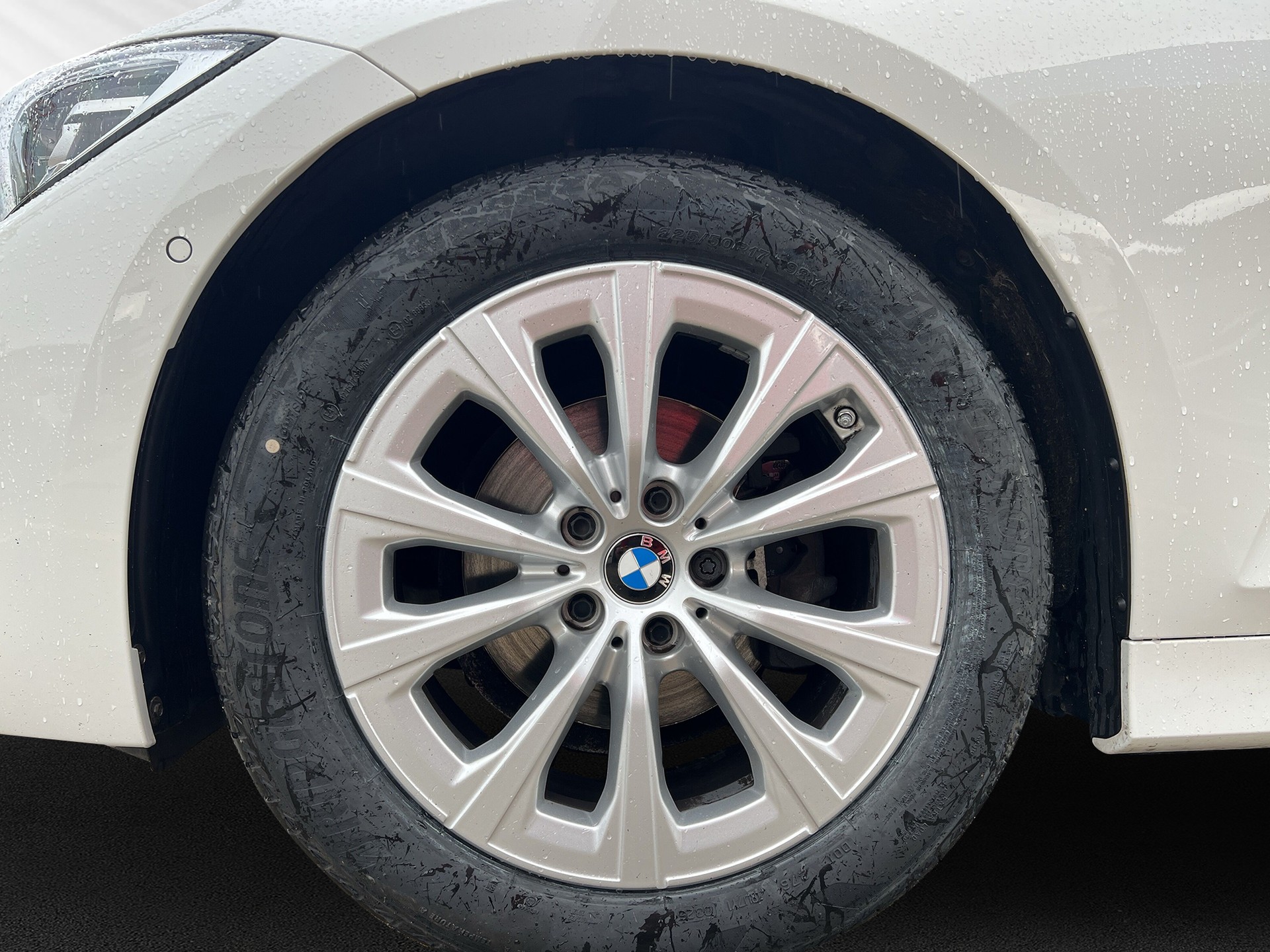 BMW 318i Touring Steptronic-image-8