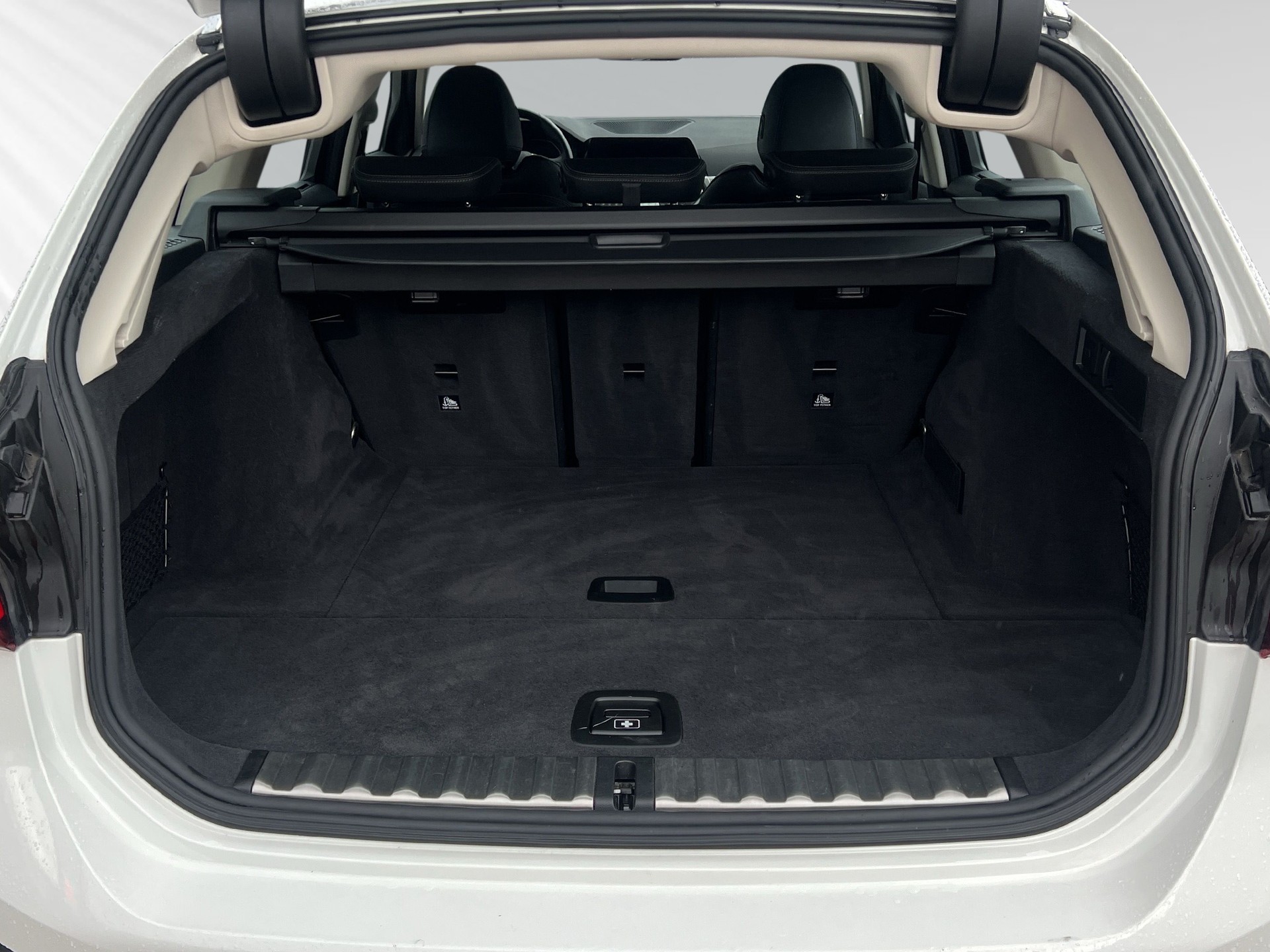 BMW 318i Touring Steptronic-image-7