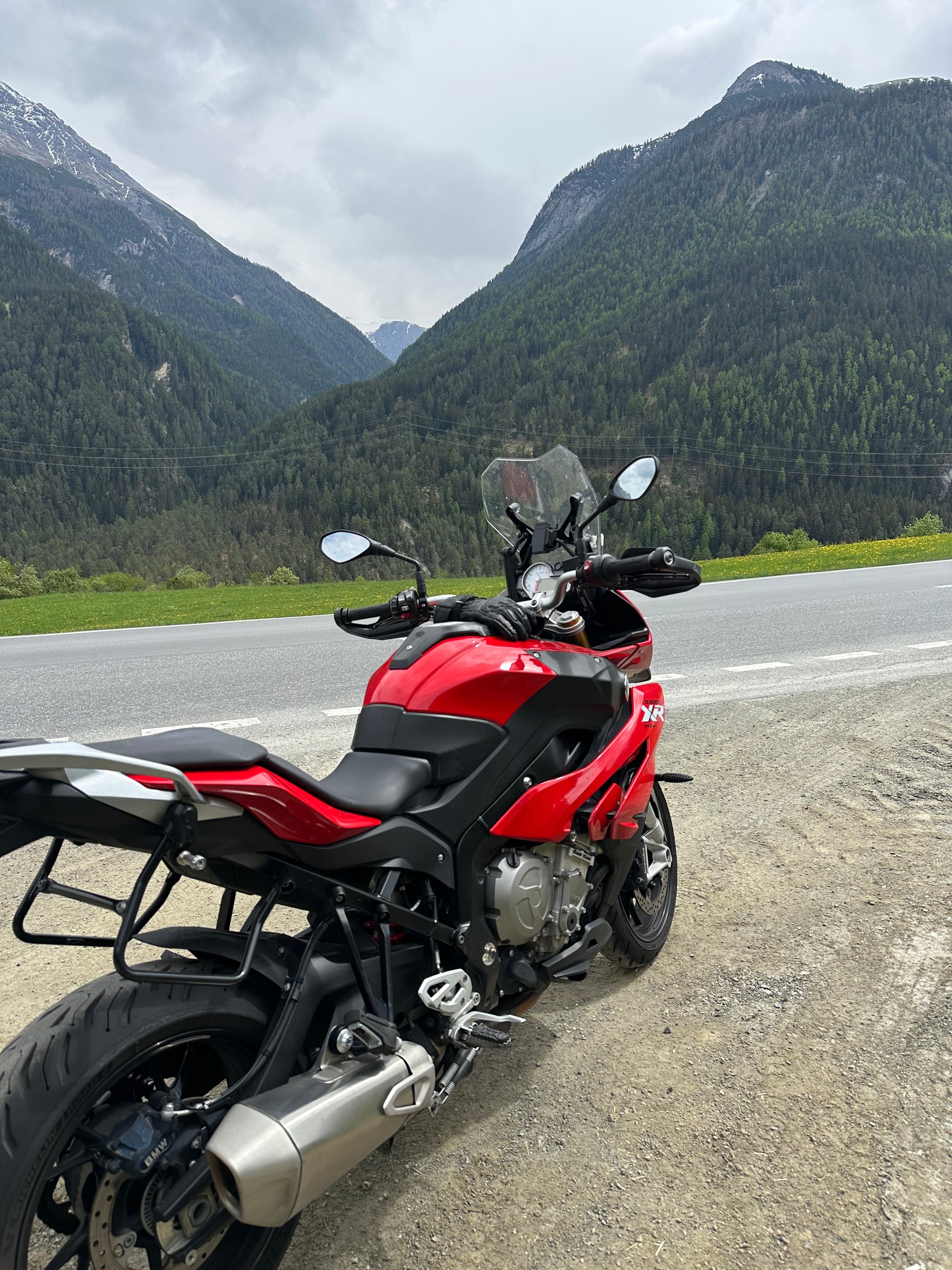 BMW S 1000 XR ABS-image-3
