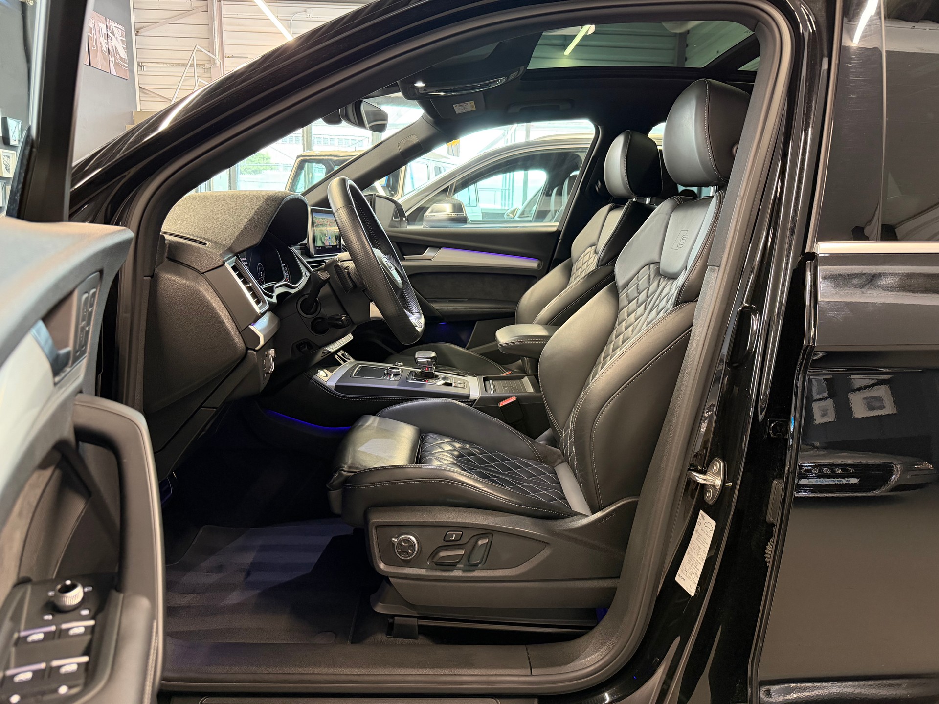 AUDI Q5 3.0 TDI sport S-Line quattro tiptronic-image-9