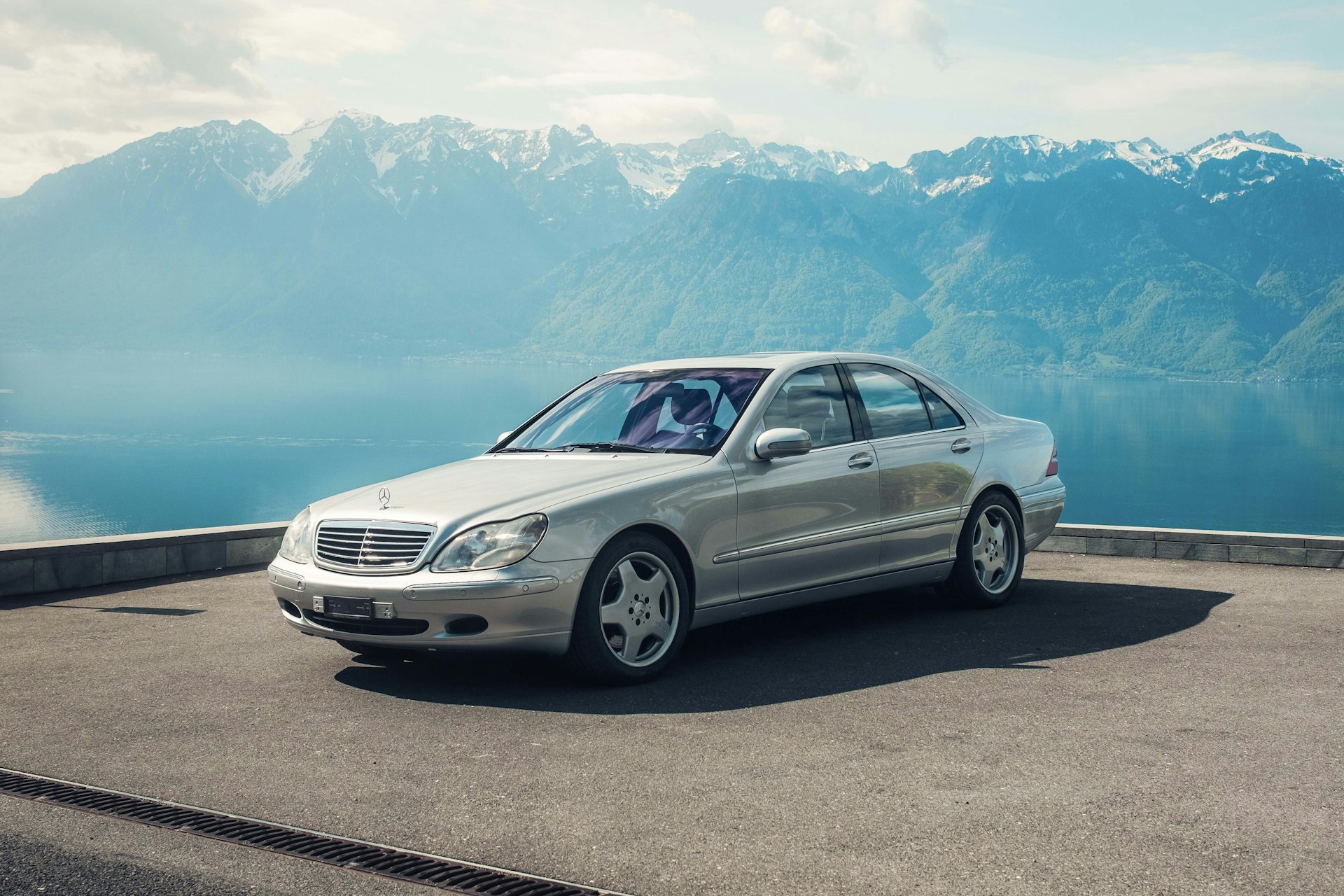 MERCEDES-BENZ S 55 AMG-showroom-element-2