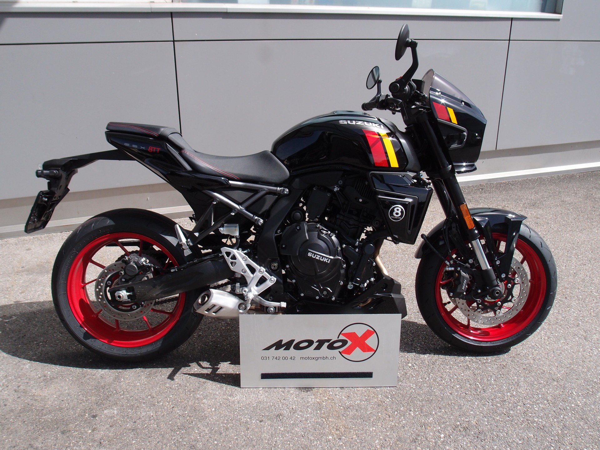 SUZUKI GSX 8TT-image-0