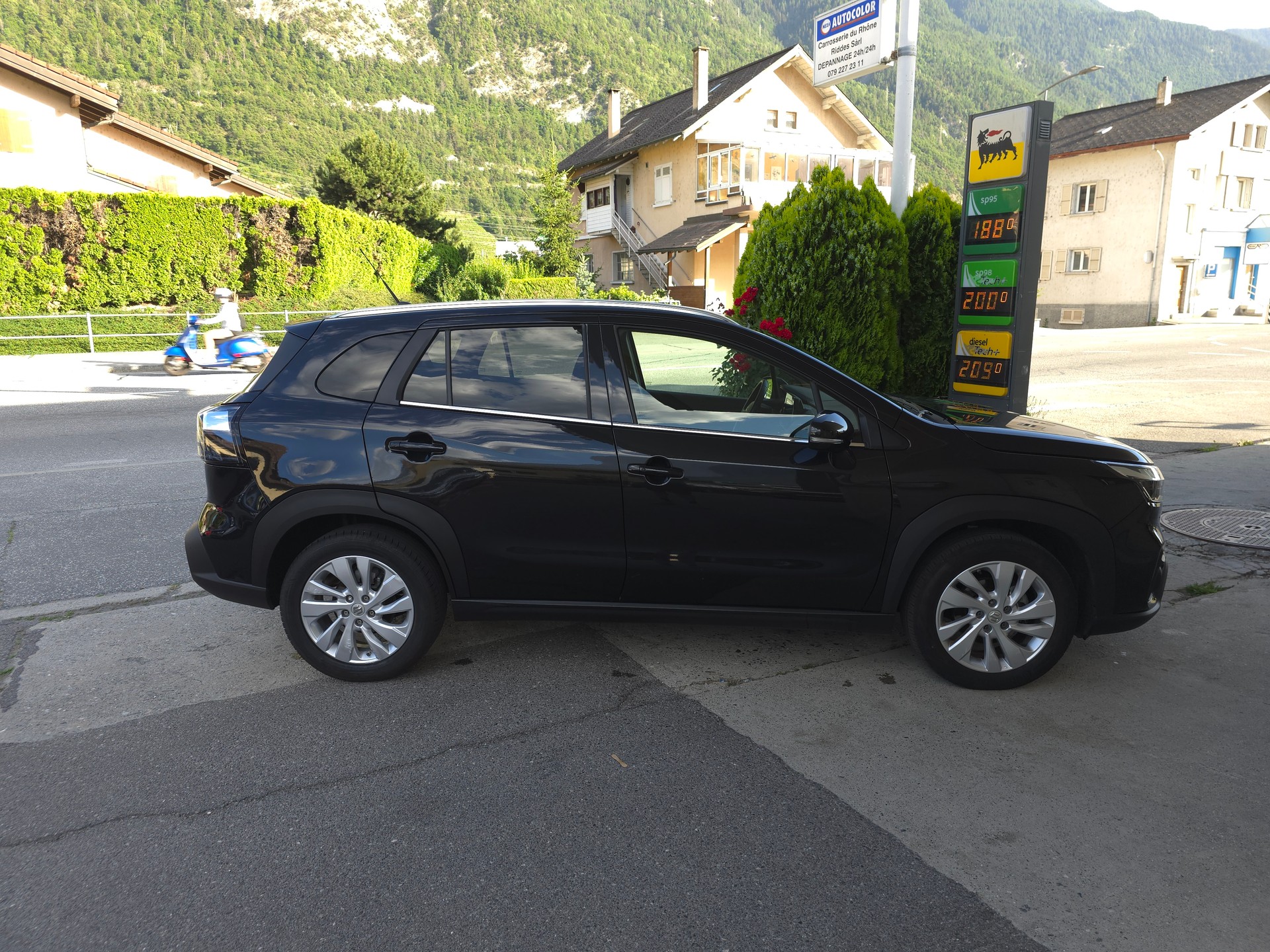 SUZUKI S-Cross 1.4 16V Compact+ MHD 4WD-showroom-element-3
