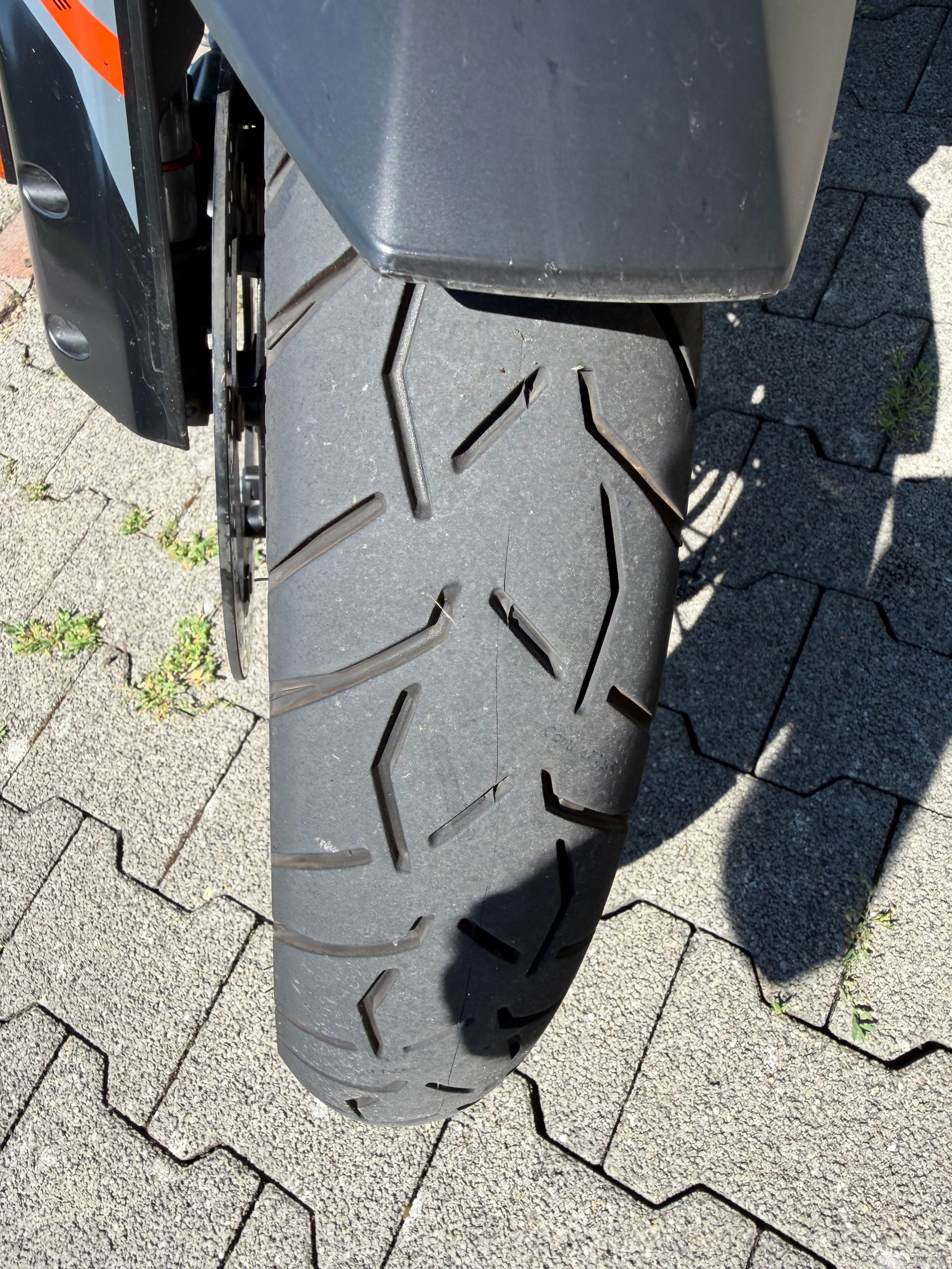 KTM 890 Adventure-image-5