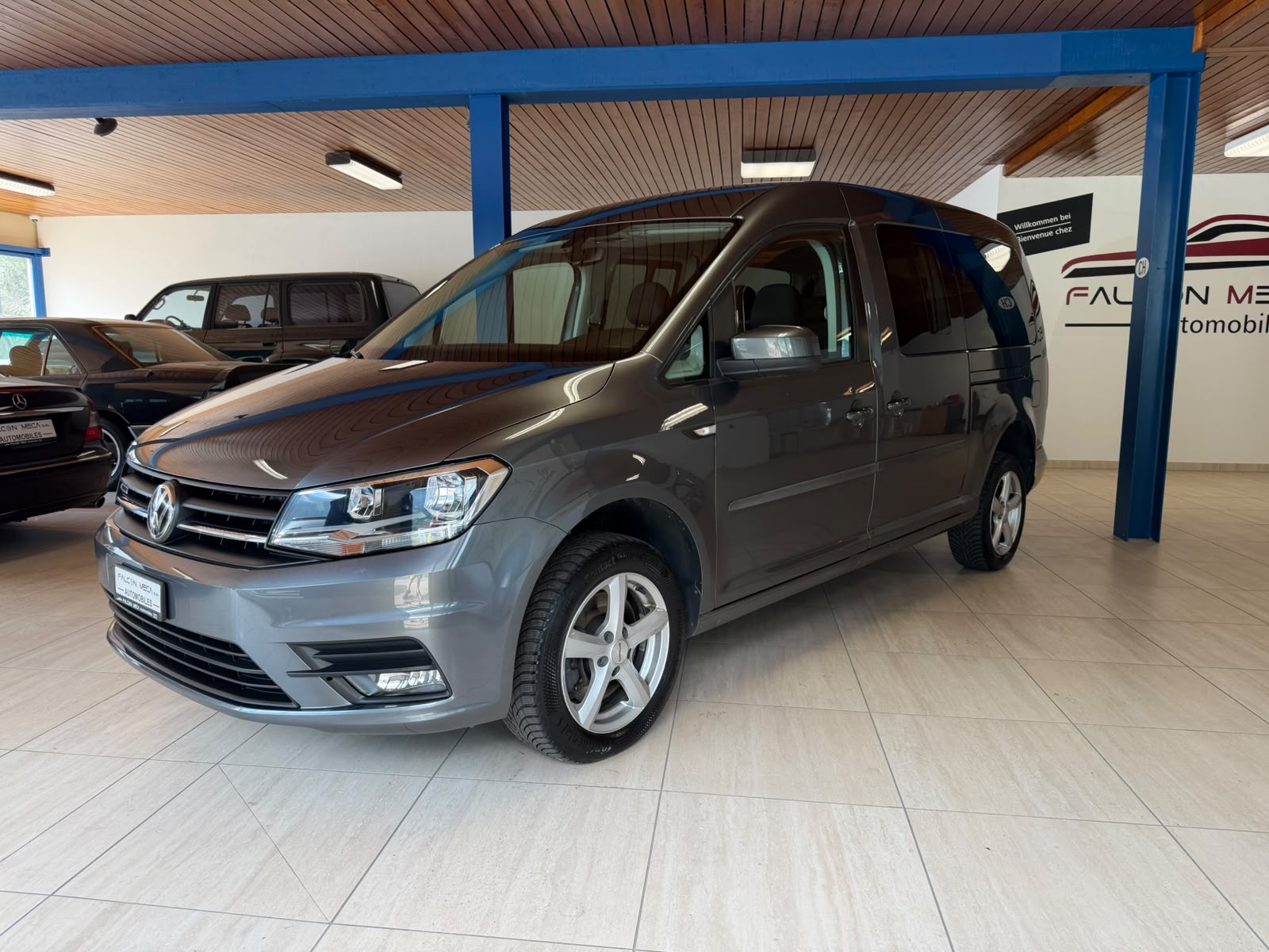 VW Caddy Maxi 2.0 TDI Comfortline 4Motion-showroom-element-3