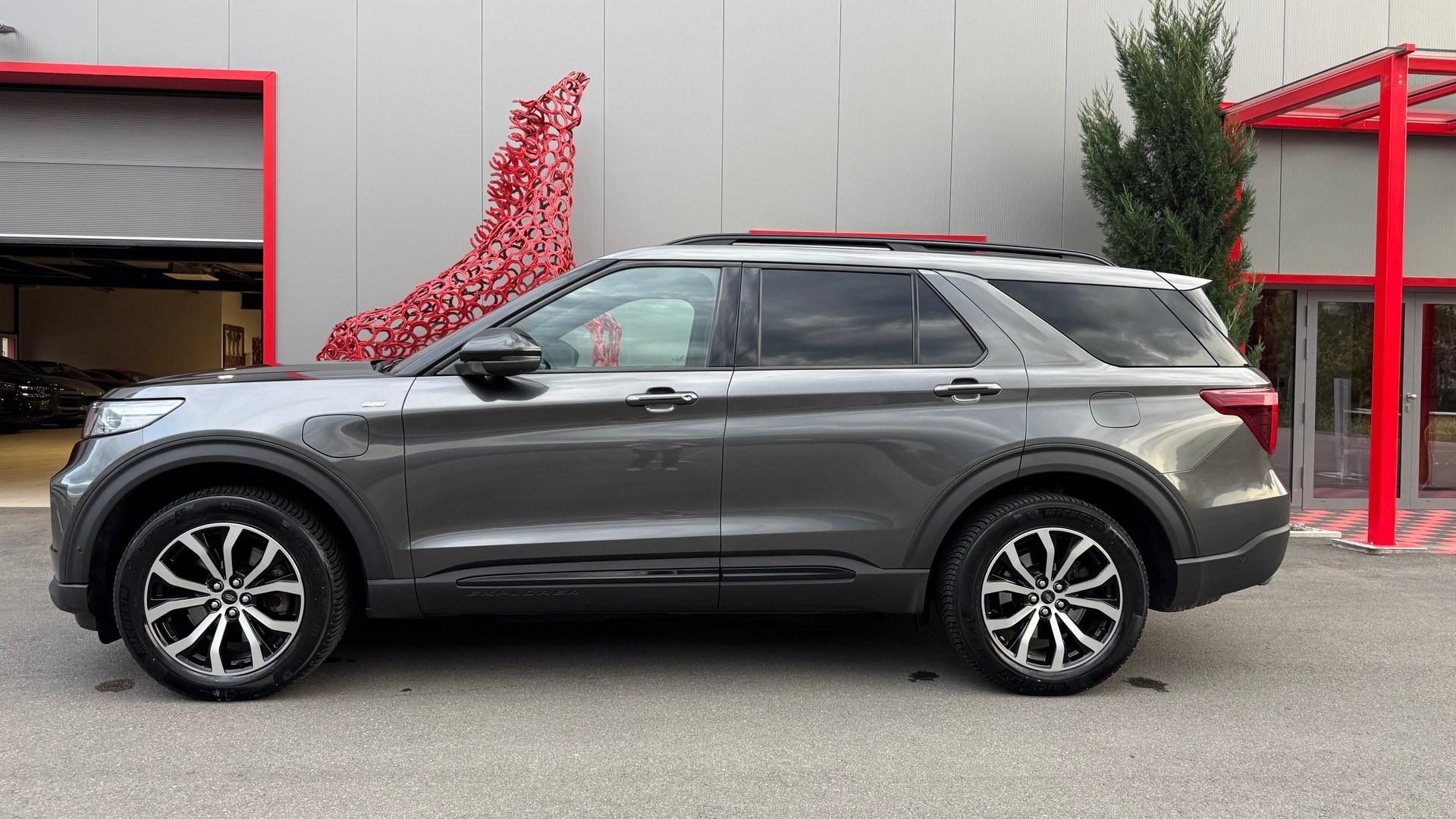 FORD Explorer 3.0 EcoB. Plug-in-Hybrid ST-Line 4WD Aut.-showroom-element-3