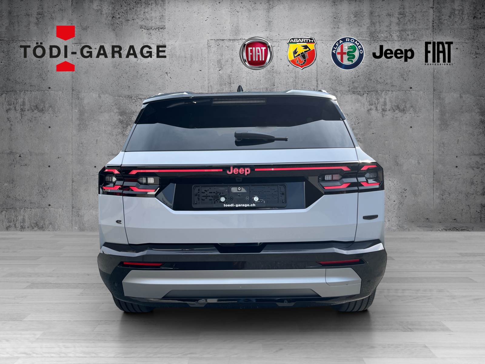 JEEP Compass 1.6 PHEV Summit-showroom-element-3