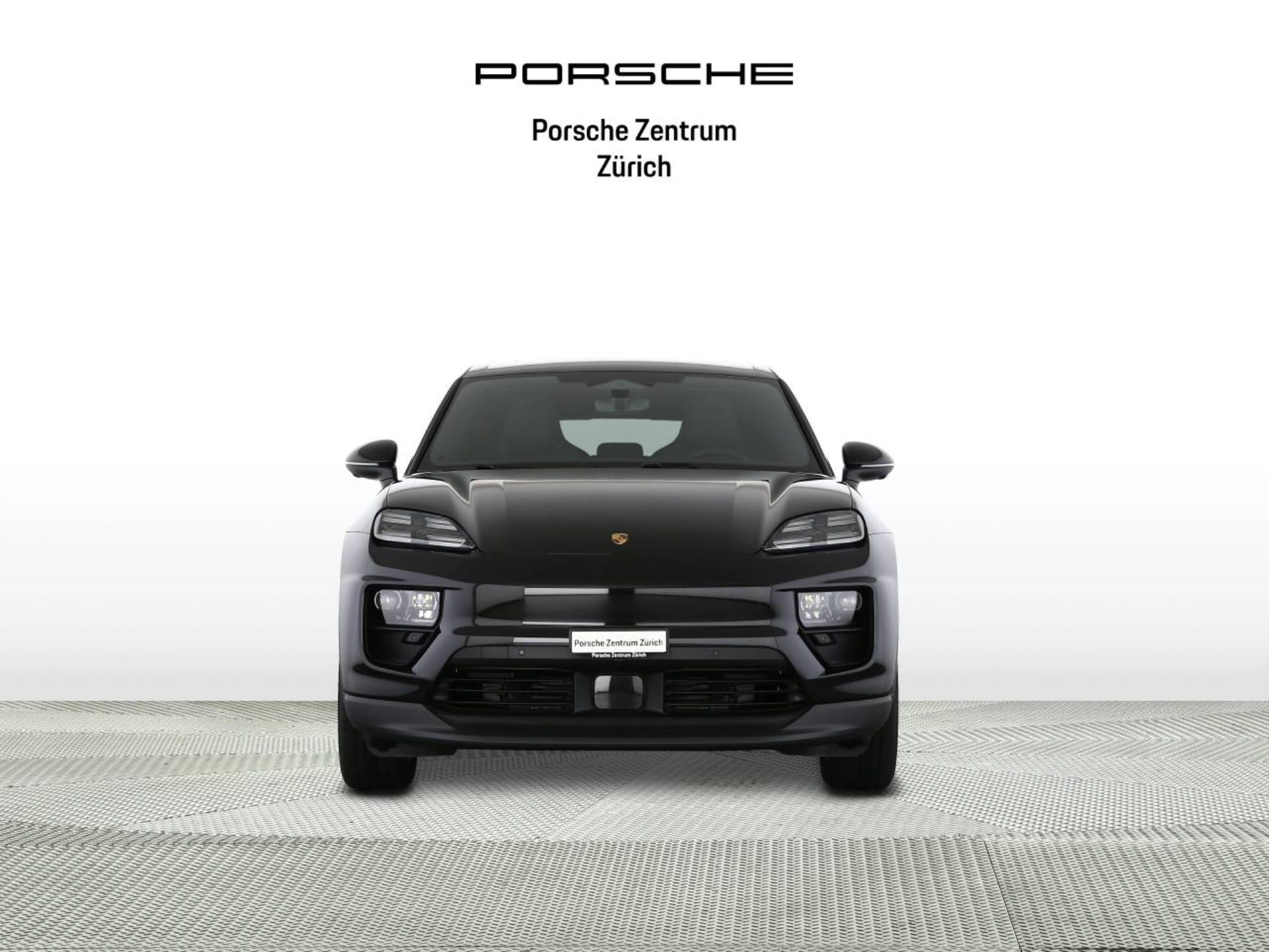 PORSCHE Macan 4-image-5