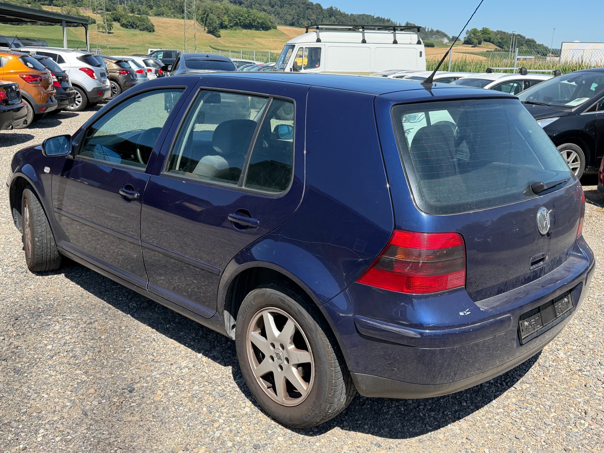 VW Golf 1.6-image-8