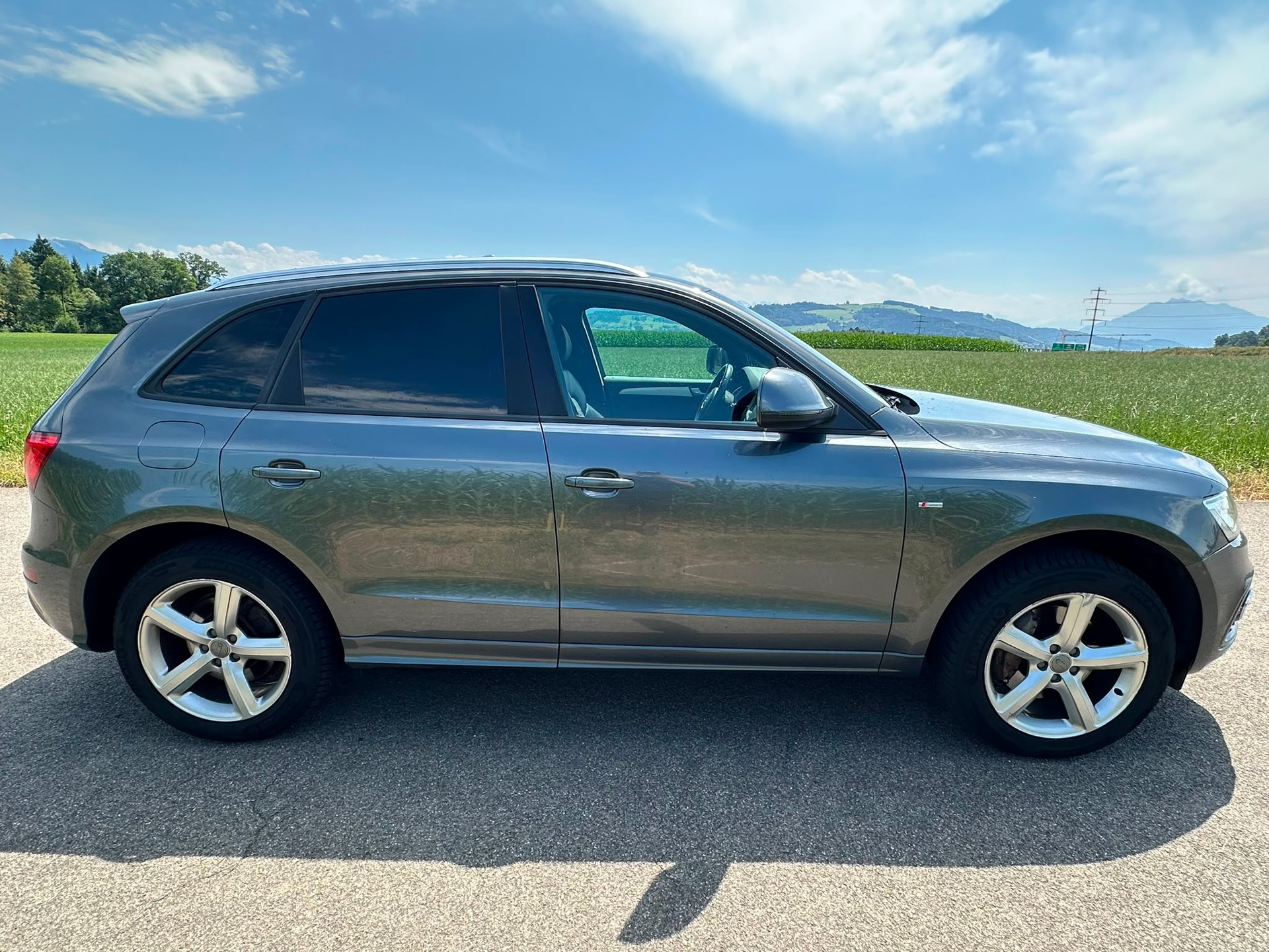 AUDI Q5 3.0 TDI S-Line quattro S-tronic-showroom-element-3
