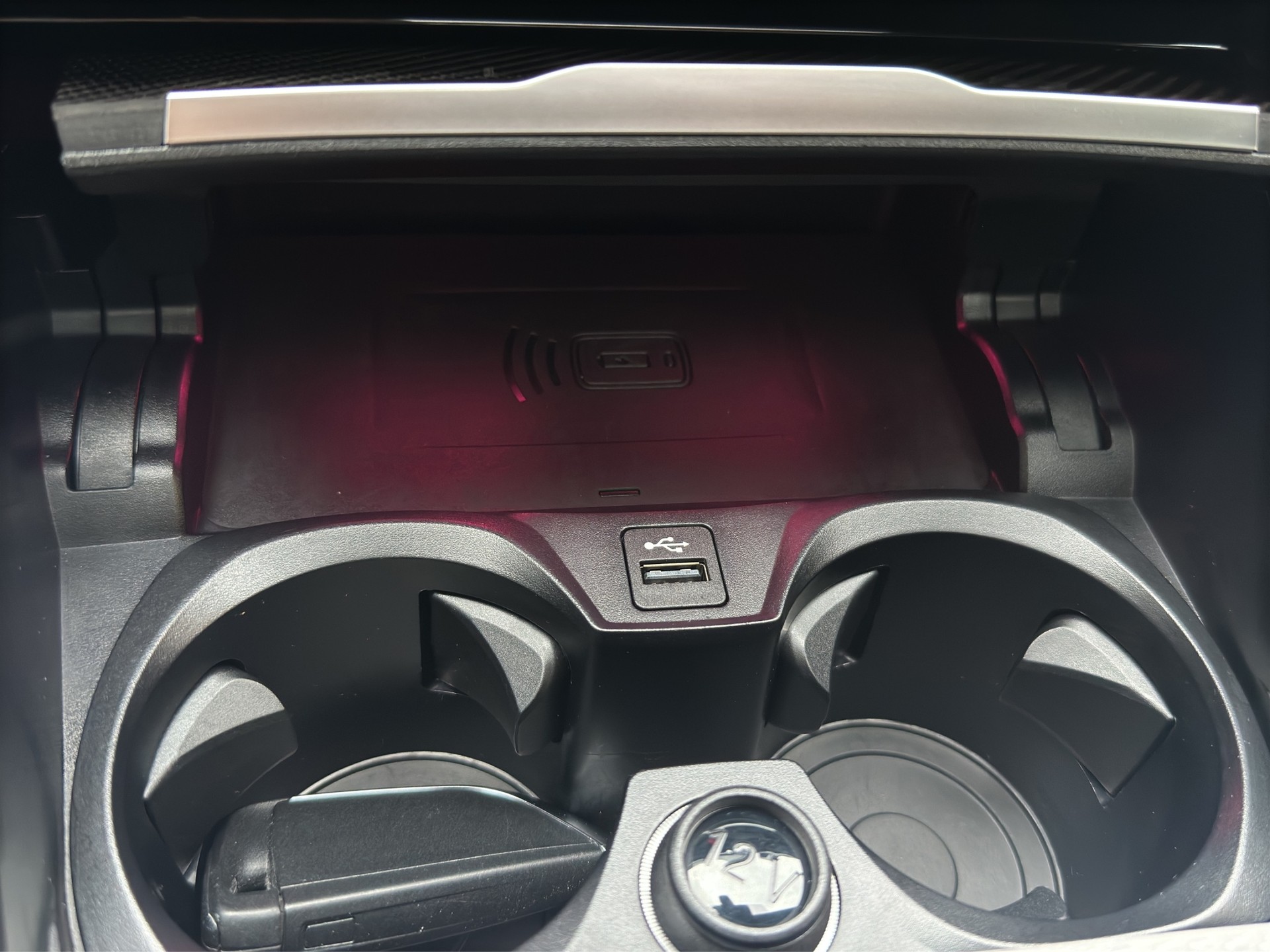 BMW i4 M50 M Sport Pro (CH) INDIVIDUAL-image-23