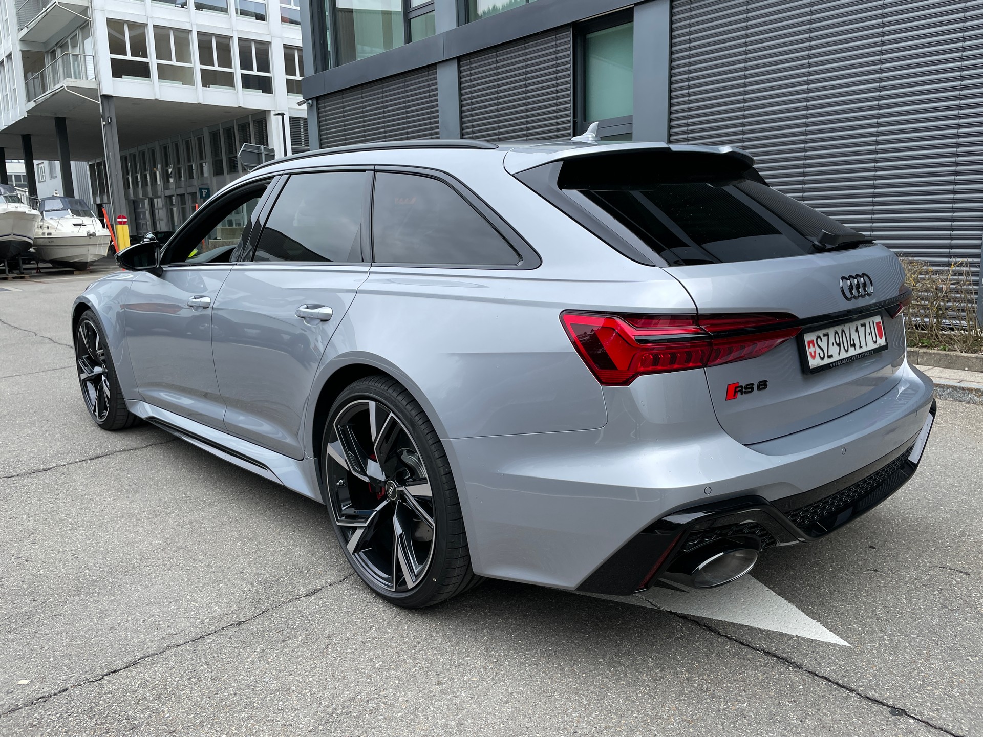 AUDI RS6 Avant 4.0 TFSI V8 quattro (Neuzustand!)-showroom-element-2