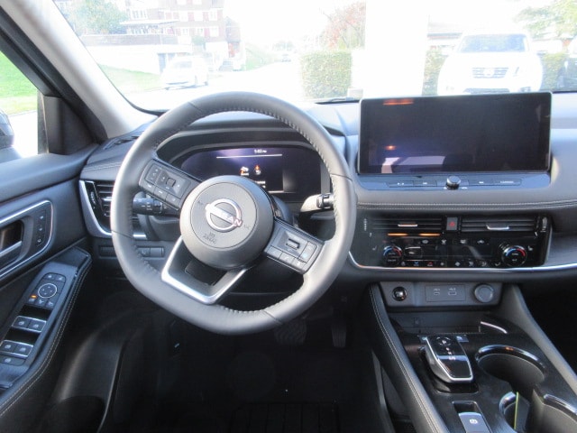 NISSAN X-Trail 1.5 VC-T Tekna e-4orce 7P-image-9