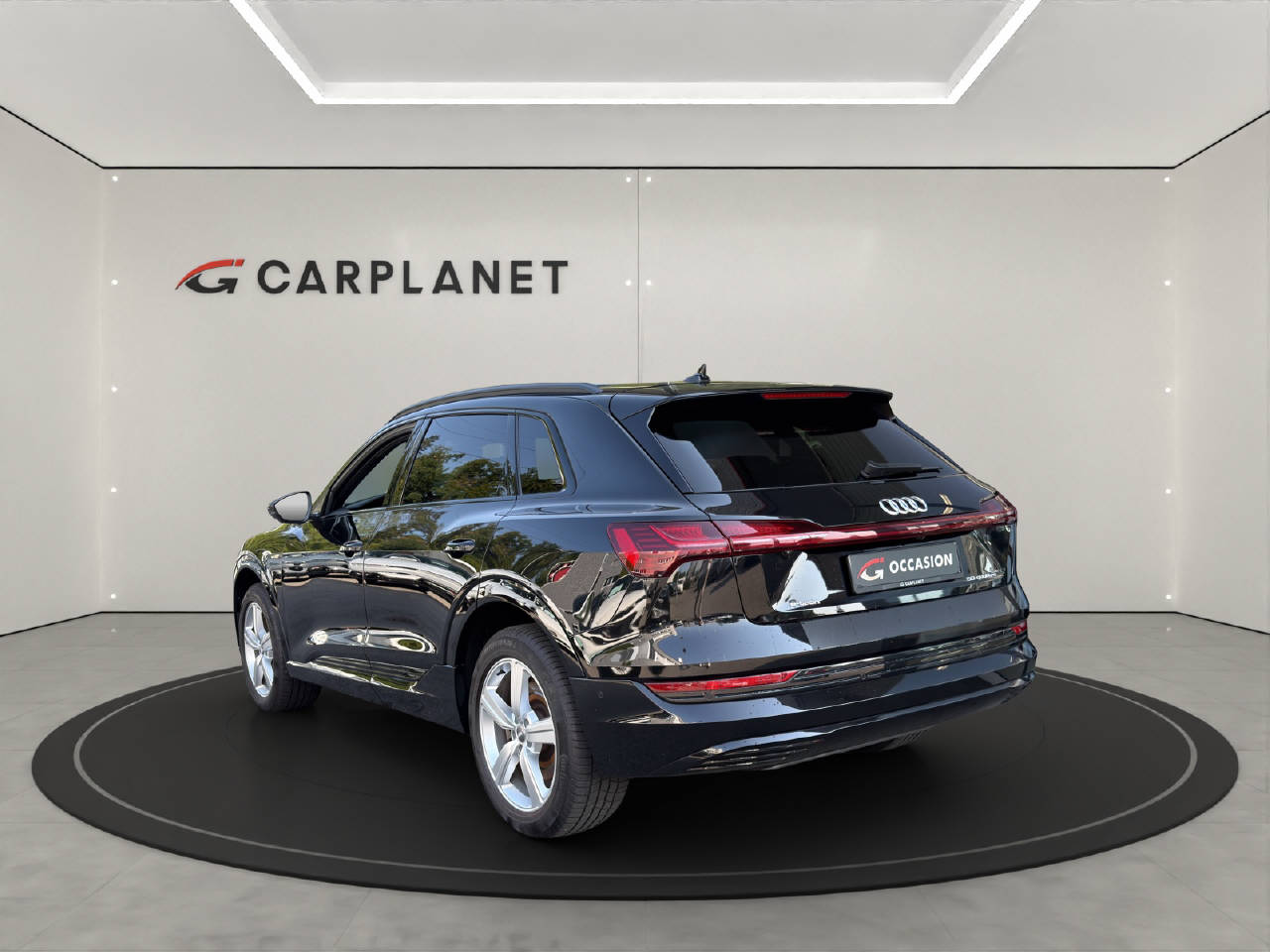 AUDI e-tron 50 Advanced quattro-showroom-element-2