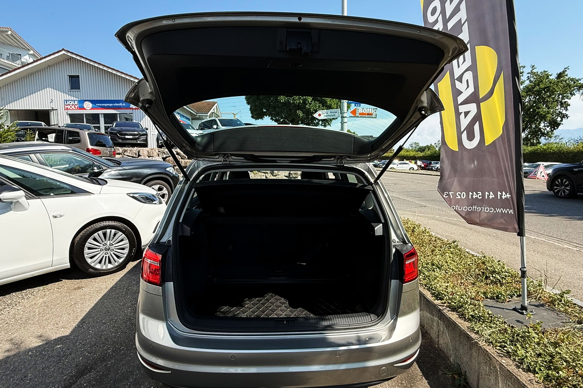 VW Golf Sportsvan 1.4 TSI Allstar DSG-image-8