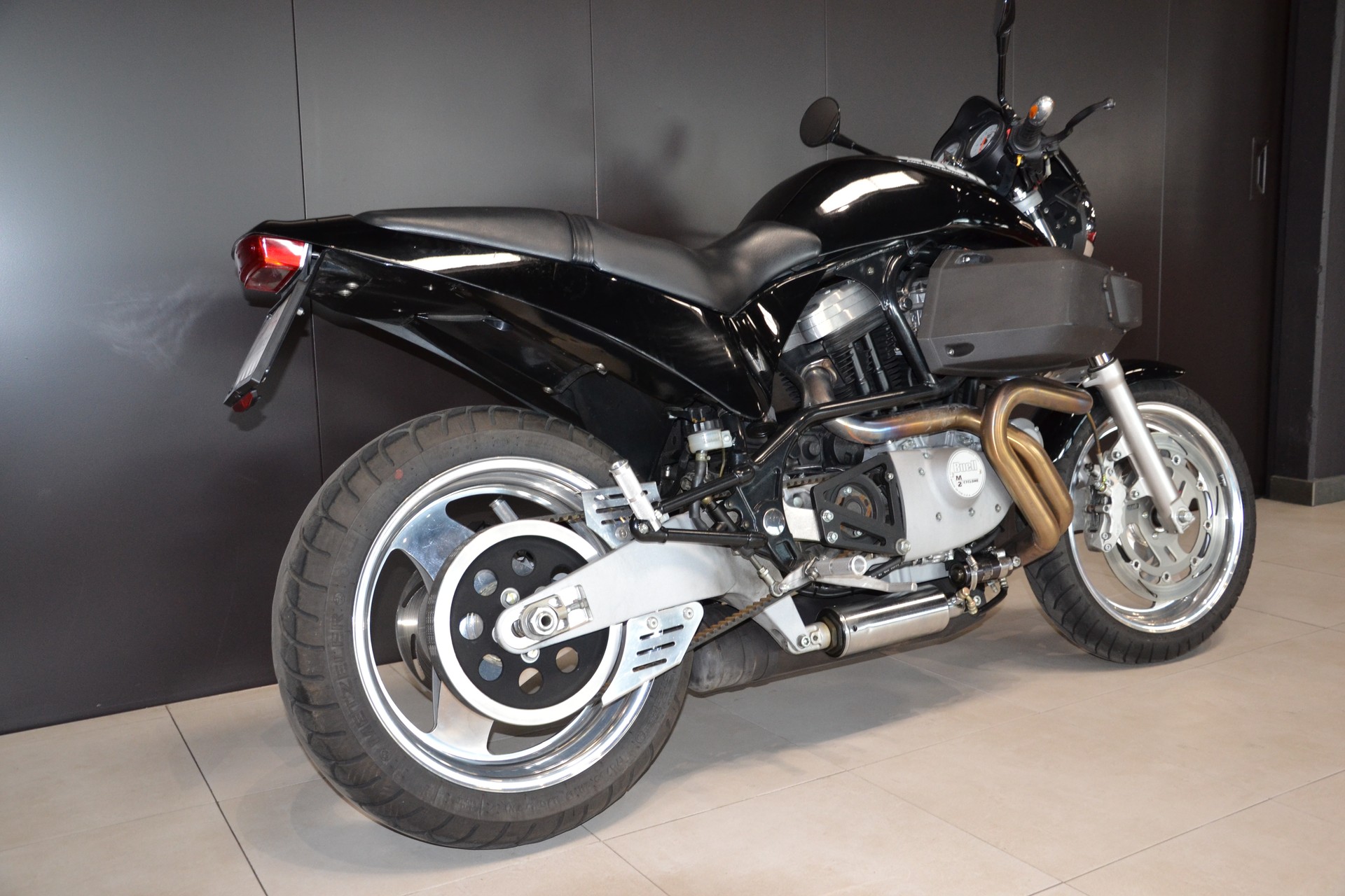 BUELL M2 Cyclone-image-12
