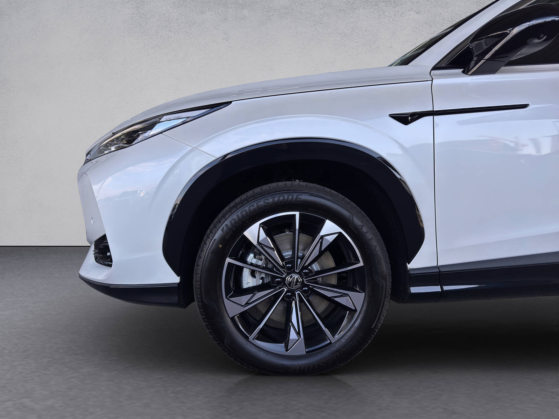 MG HS 1.5 Hybrid Luxury-image-5
