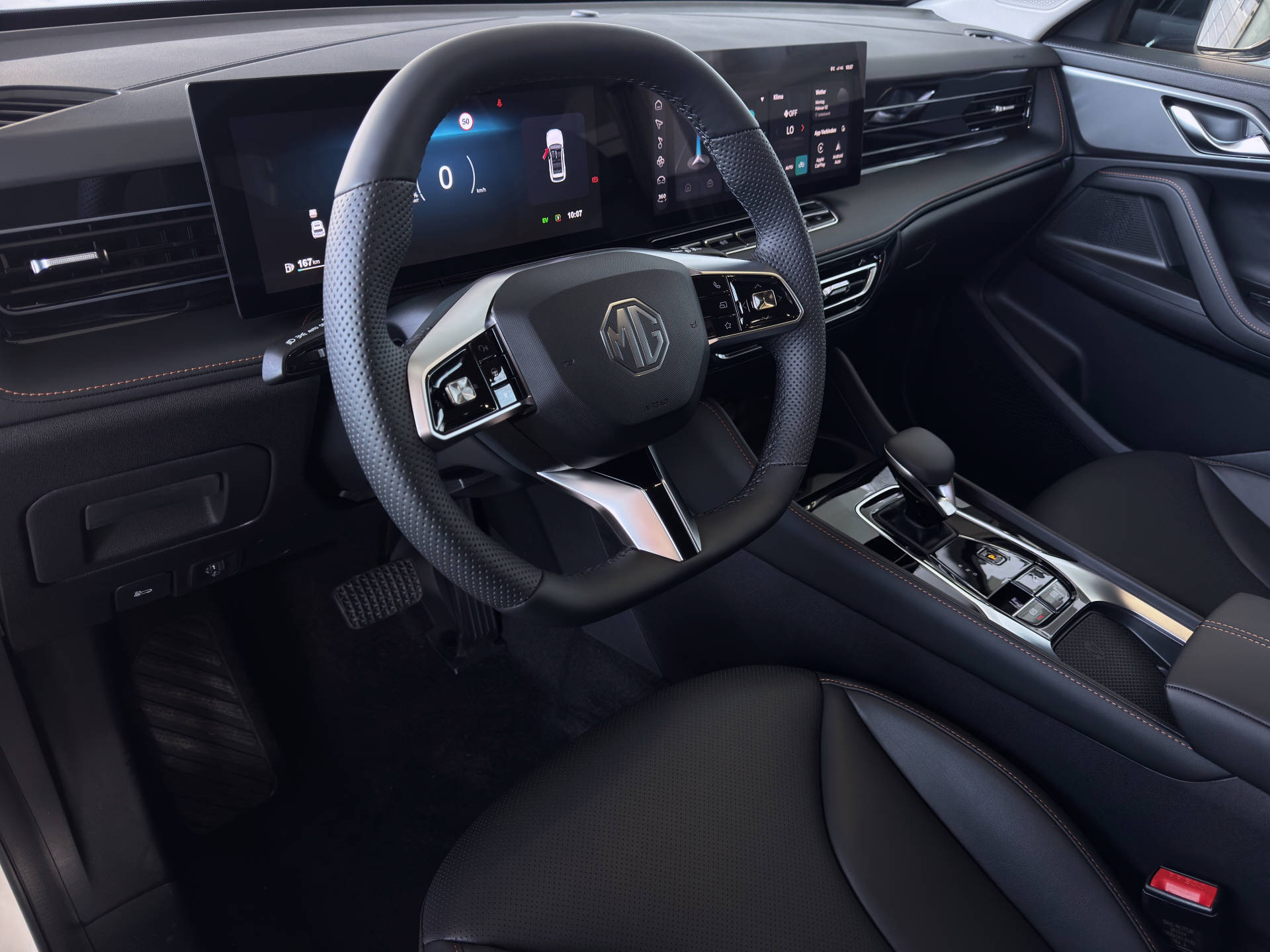 MG HS 1.5 Hybrid Luxury-image-13