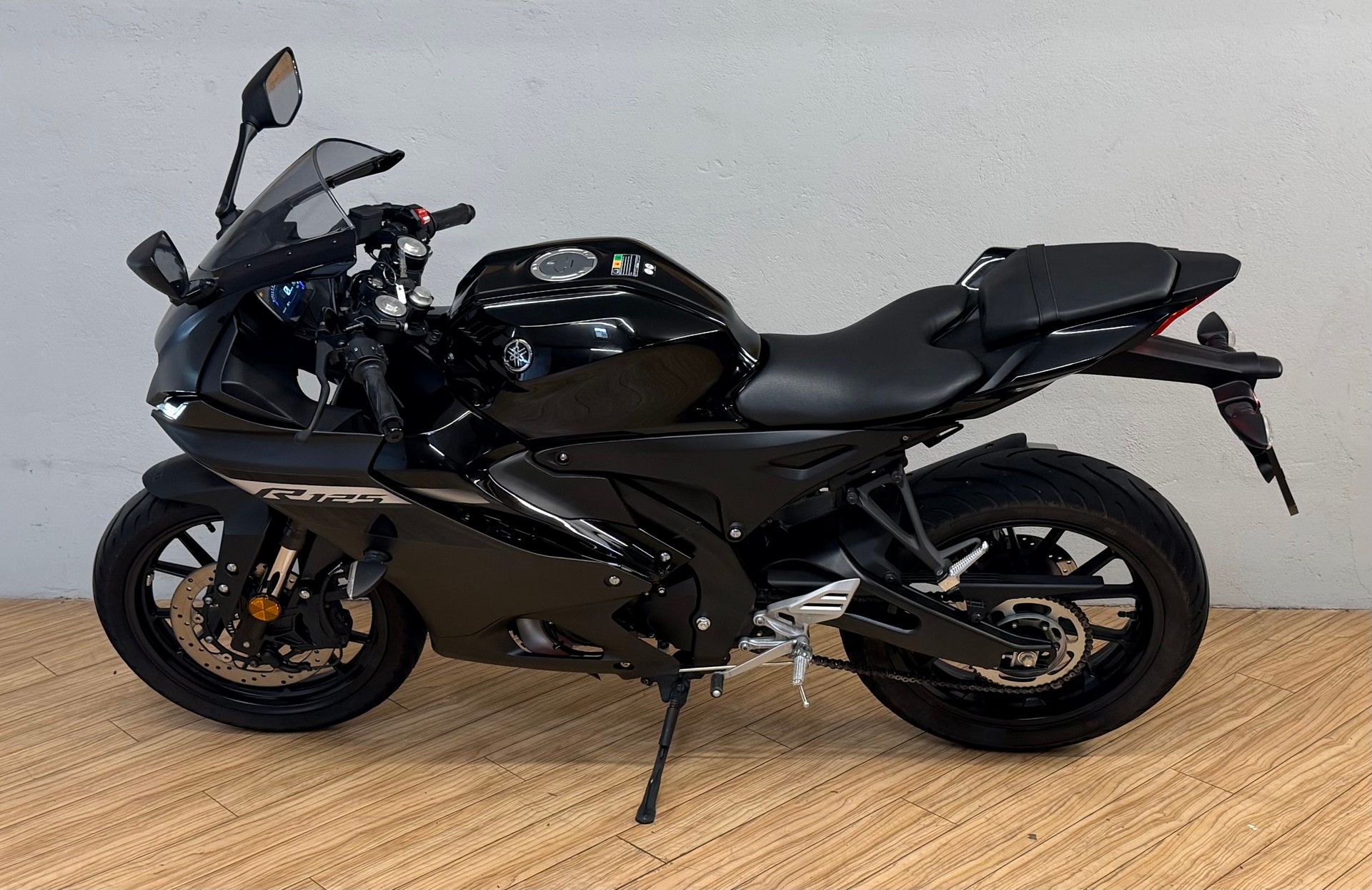 YAMAHA YZF-R 125 ABS-image-5
