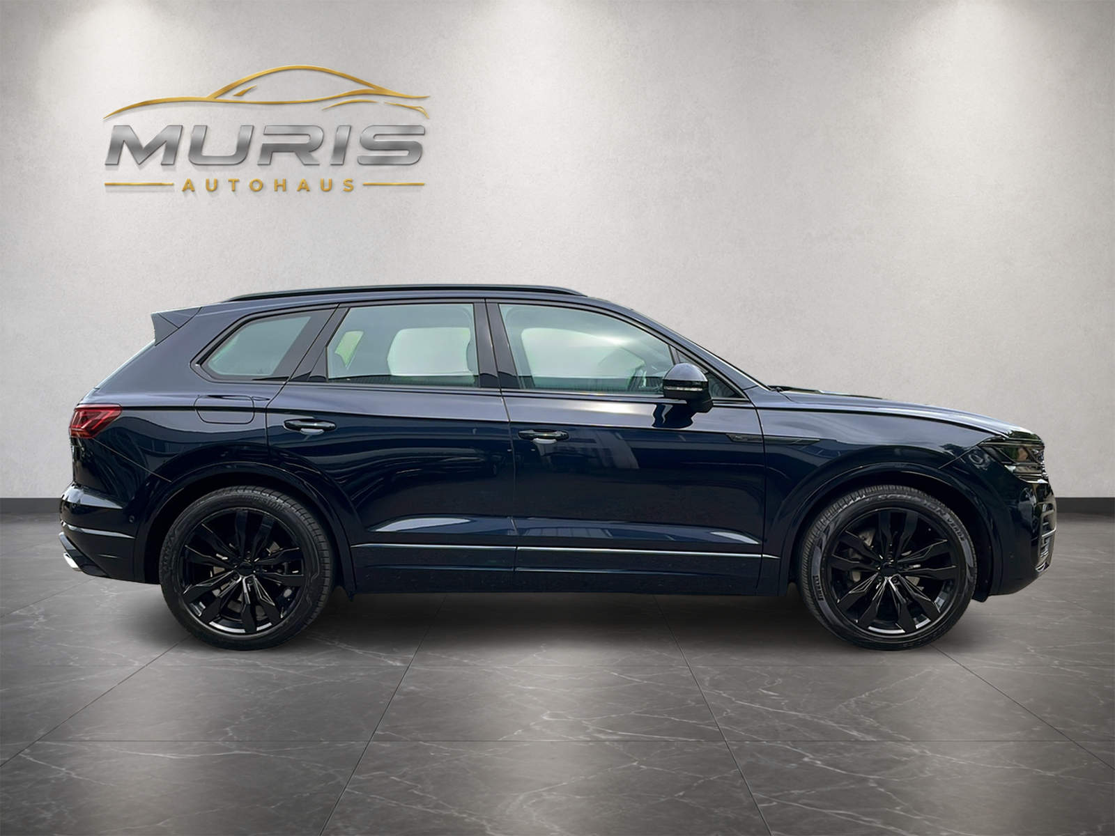 VW Touareg 3.0 TDI R Line Tiptronic-image-5