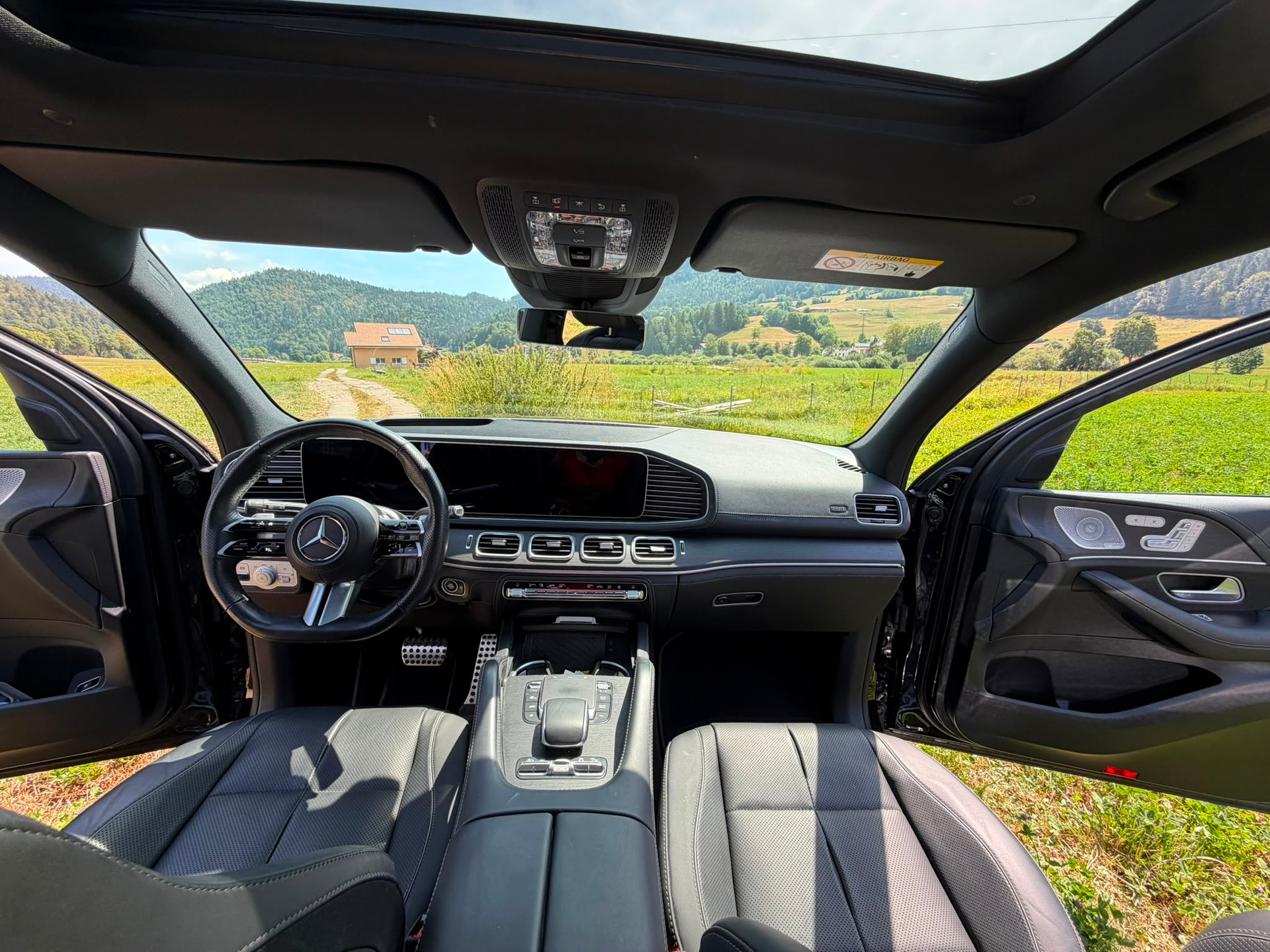 MERCEDES-BENZ GLS 580 AMG Line 4matic-image-5