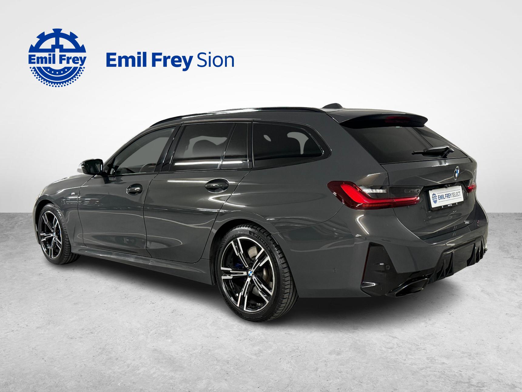 BMW M340d xDrive Touring-showroom-element-3
