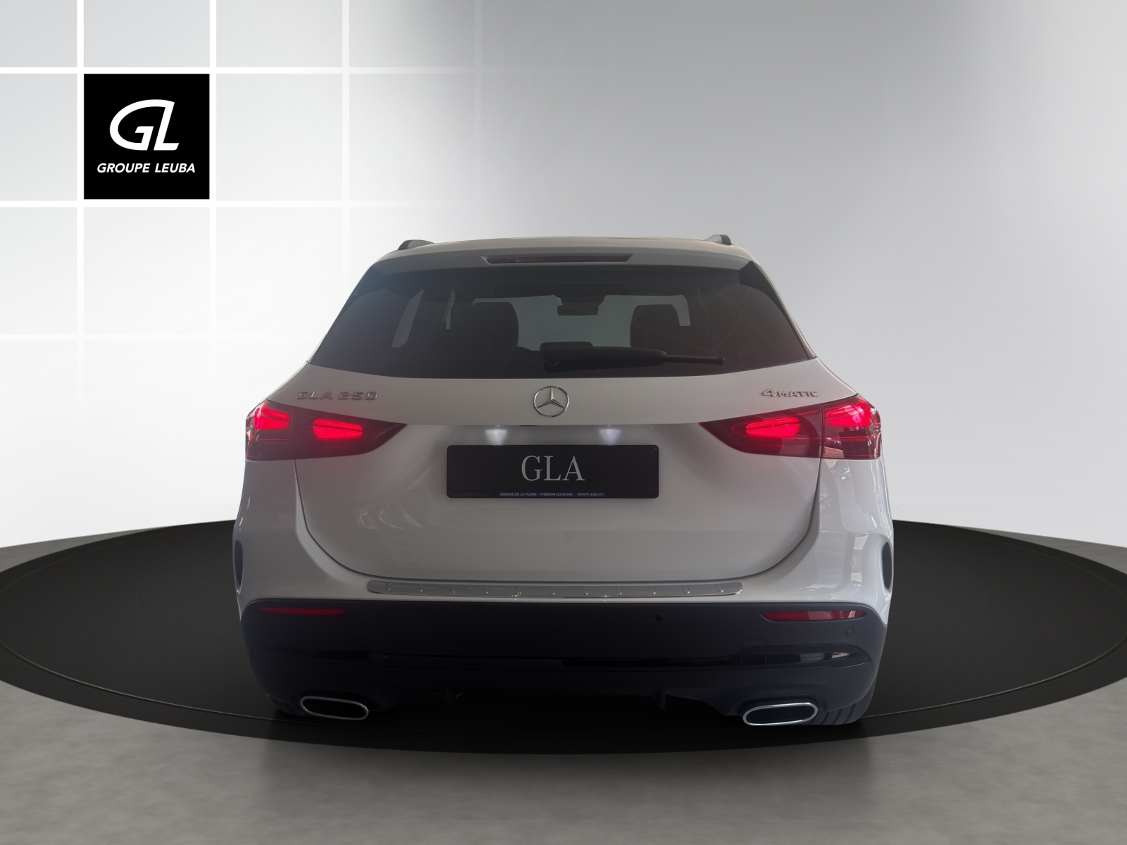 MERCEDES-BENZ GLA 250 4Matic 8G-DCT Swiss Star-showroom-element-2