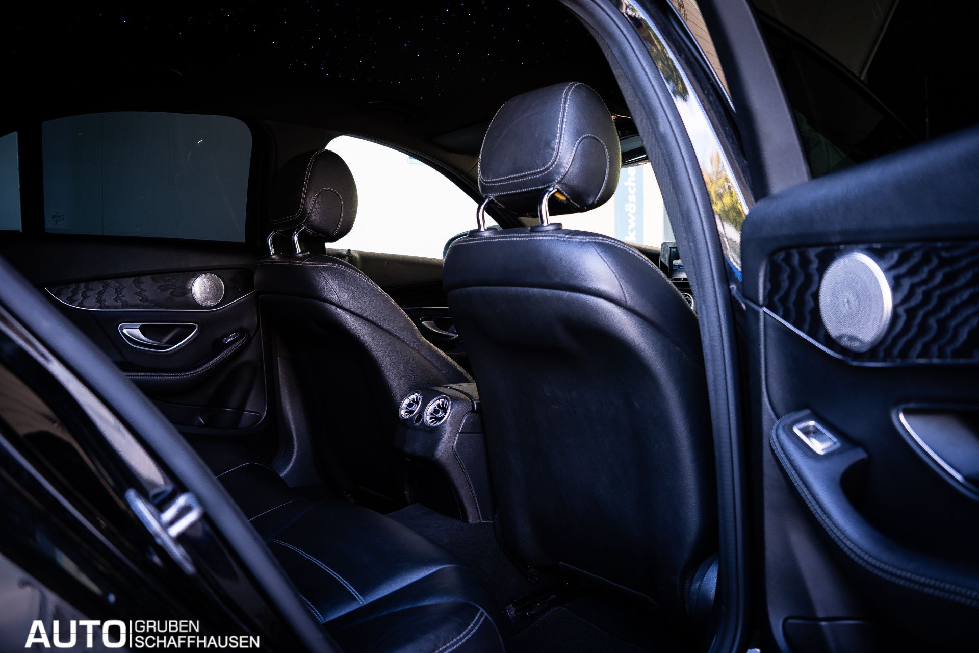 MERCEDES-BENZ C 250 d Swiss Star AMG Line 4Matic 9G-Tronic-image-16