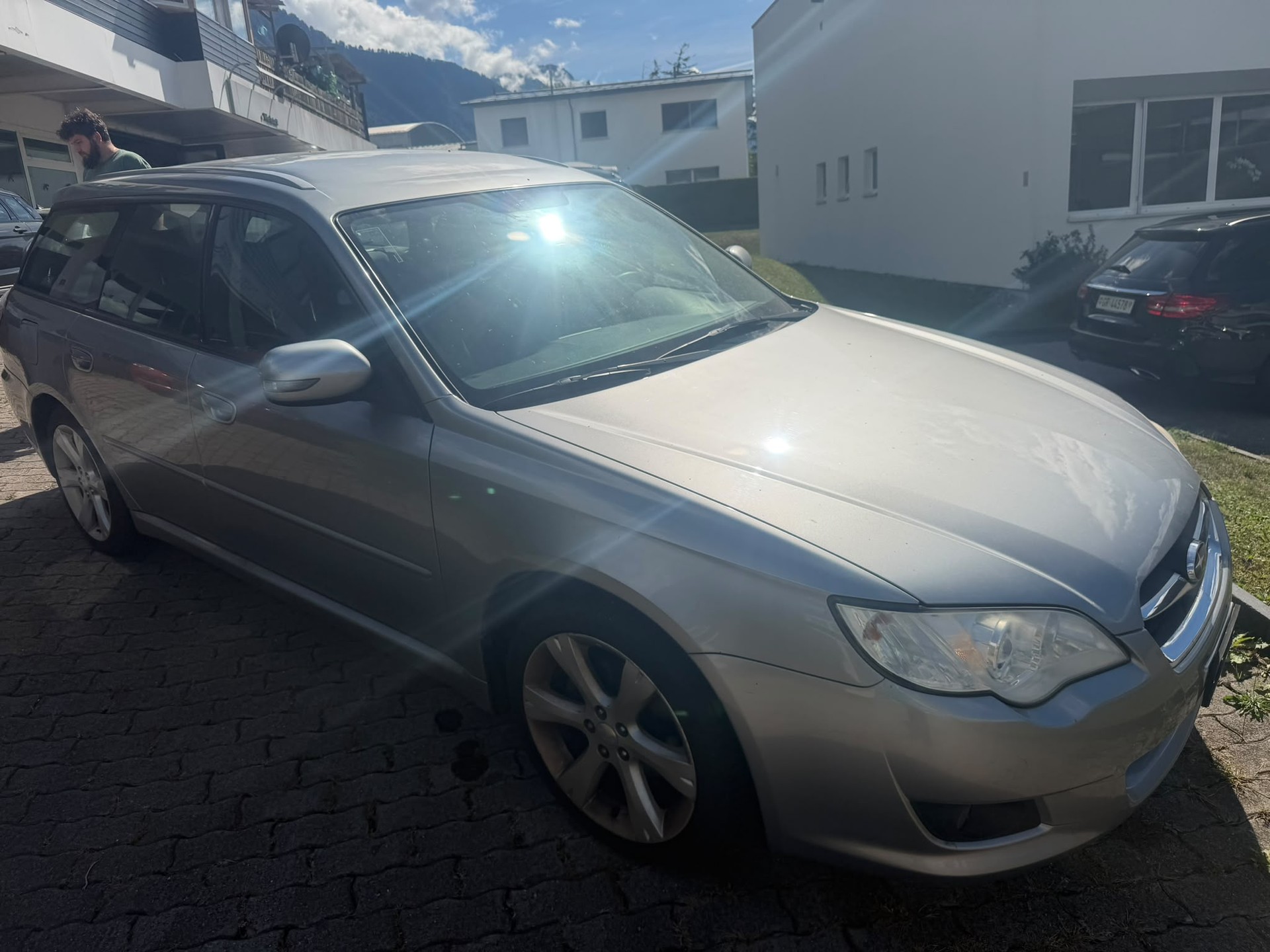 SUBARU Legacy 2.0R AWD Automat-image-3