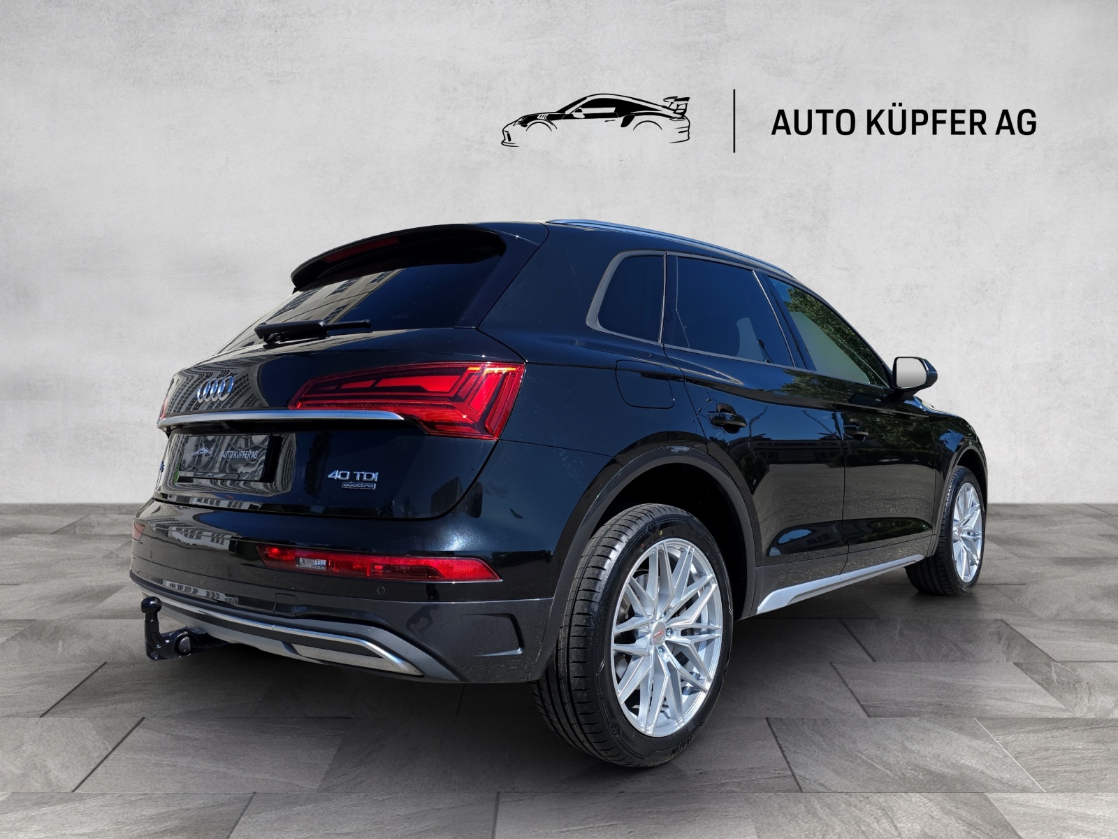 AUDI Q5 40 TDI advanced quattro S-tronic AHK 2.4t-showroom-element-3