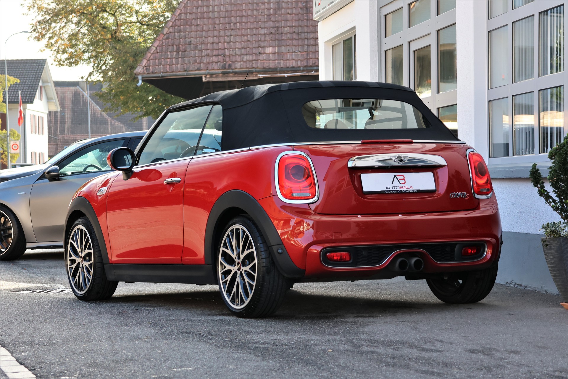 MINI Cooper S Cabriolet Steptronic (CH)-showroom-element-1